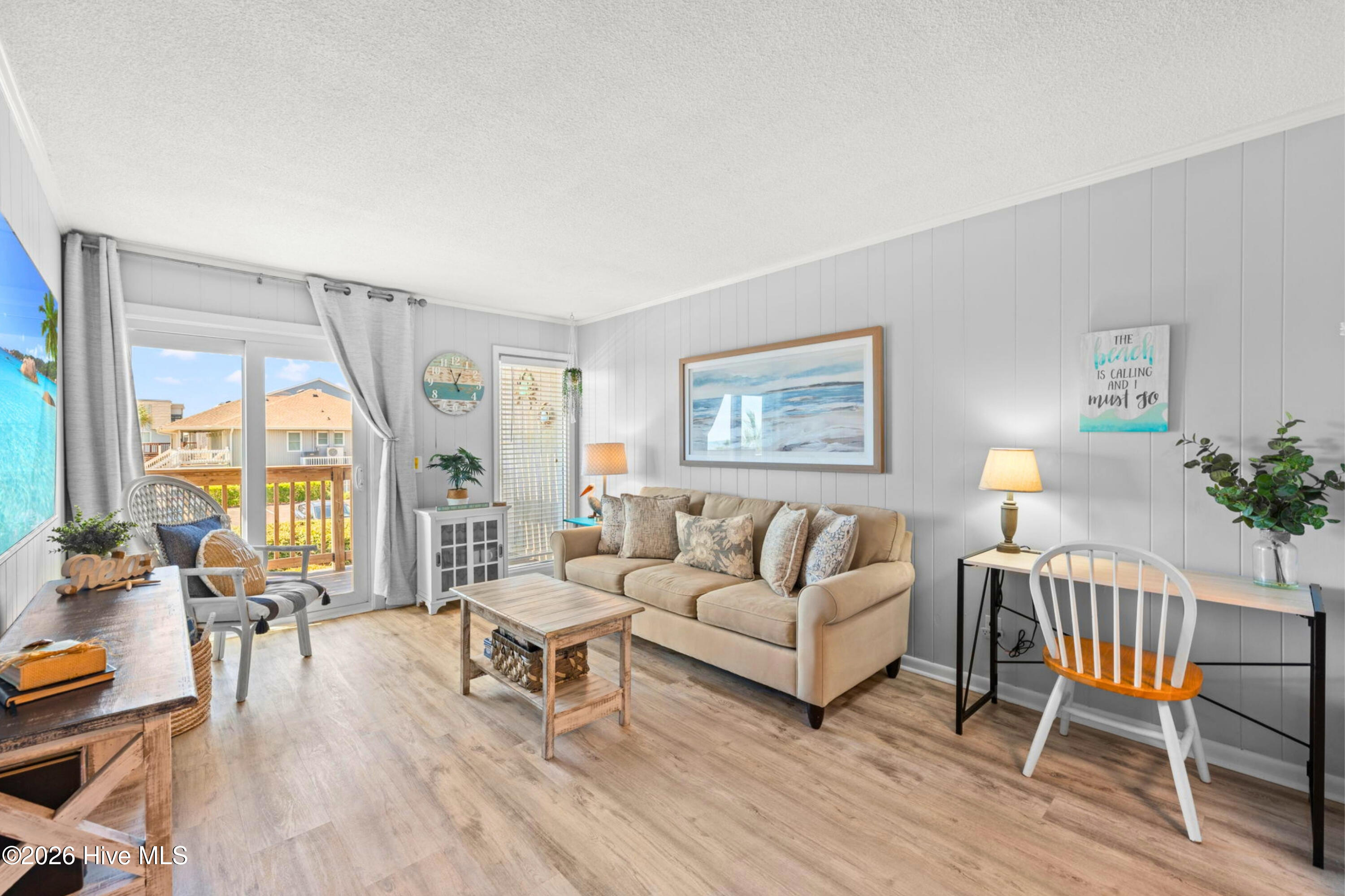 277 W First Street 1j