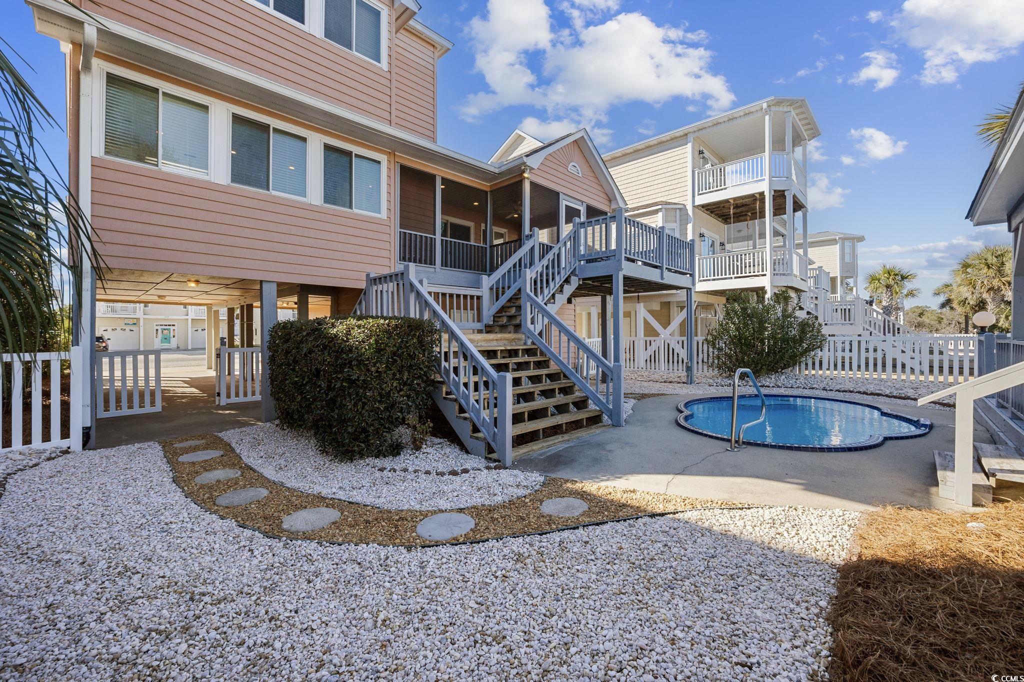 40 Pender St.