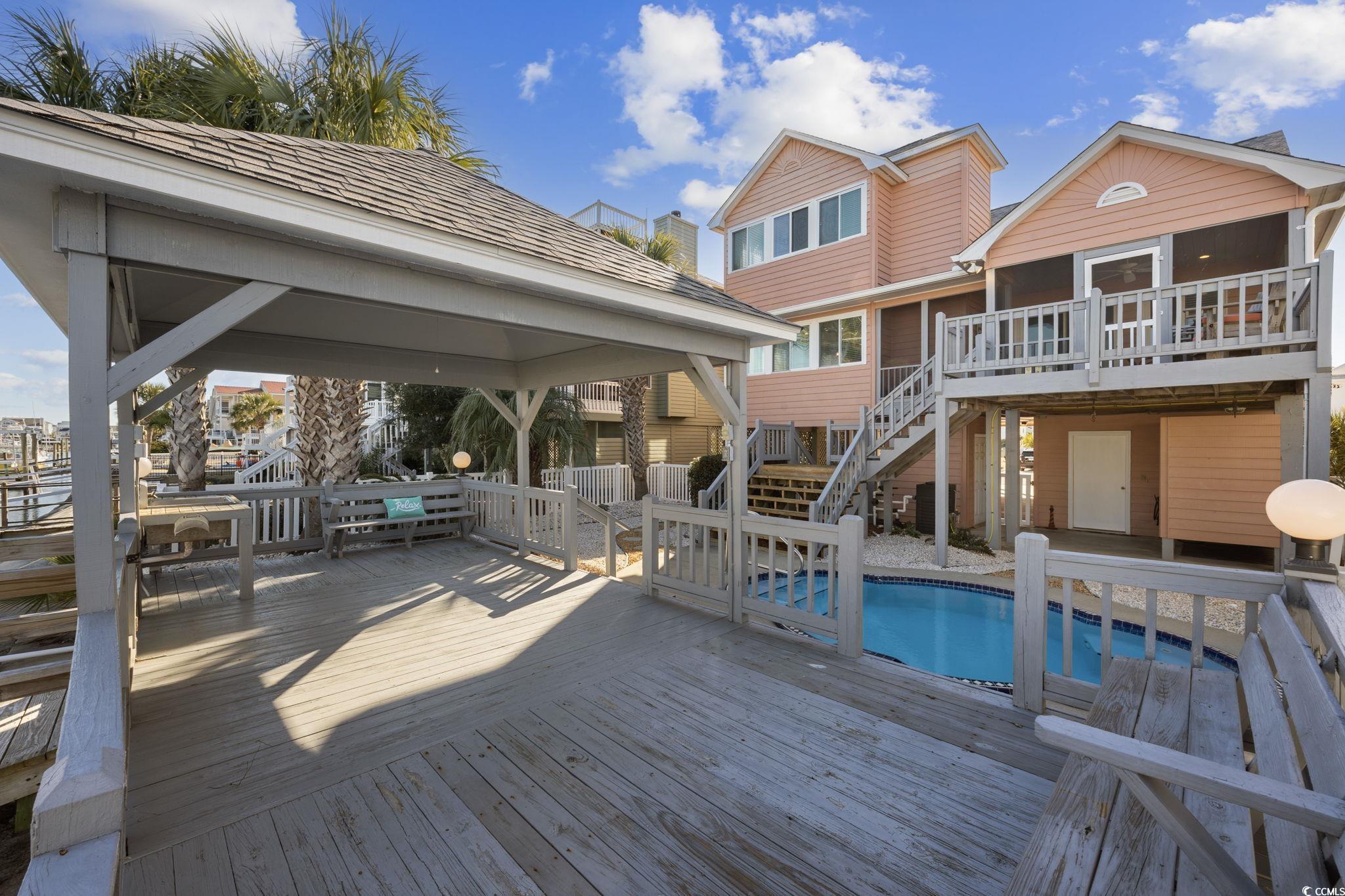 40 Pender St.