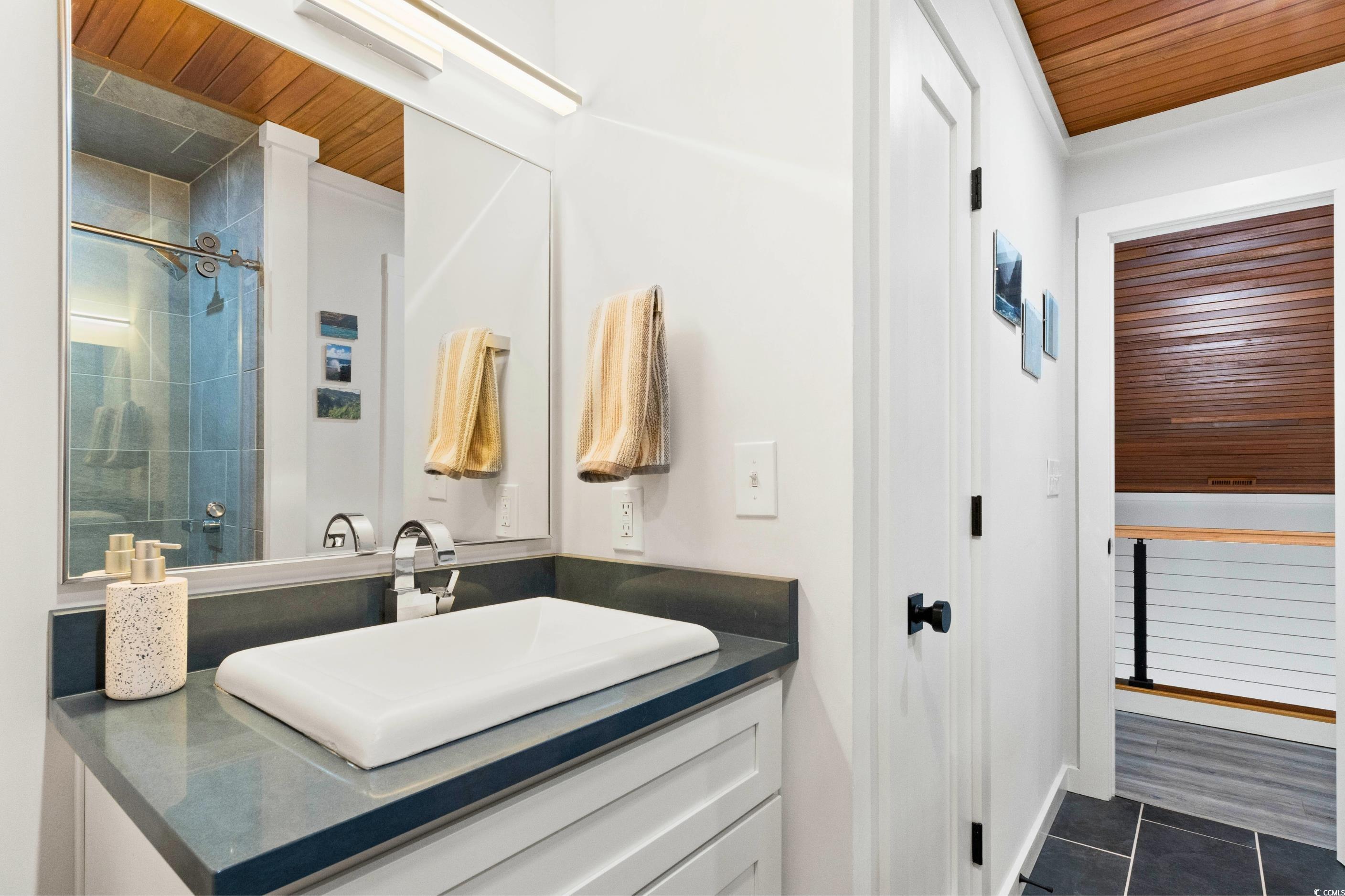 604 Ocean Boulevard W