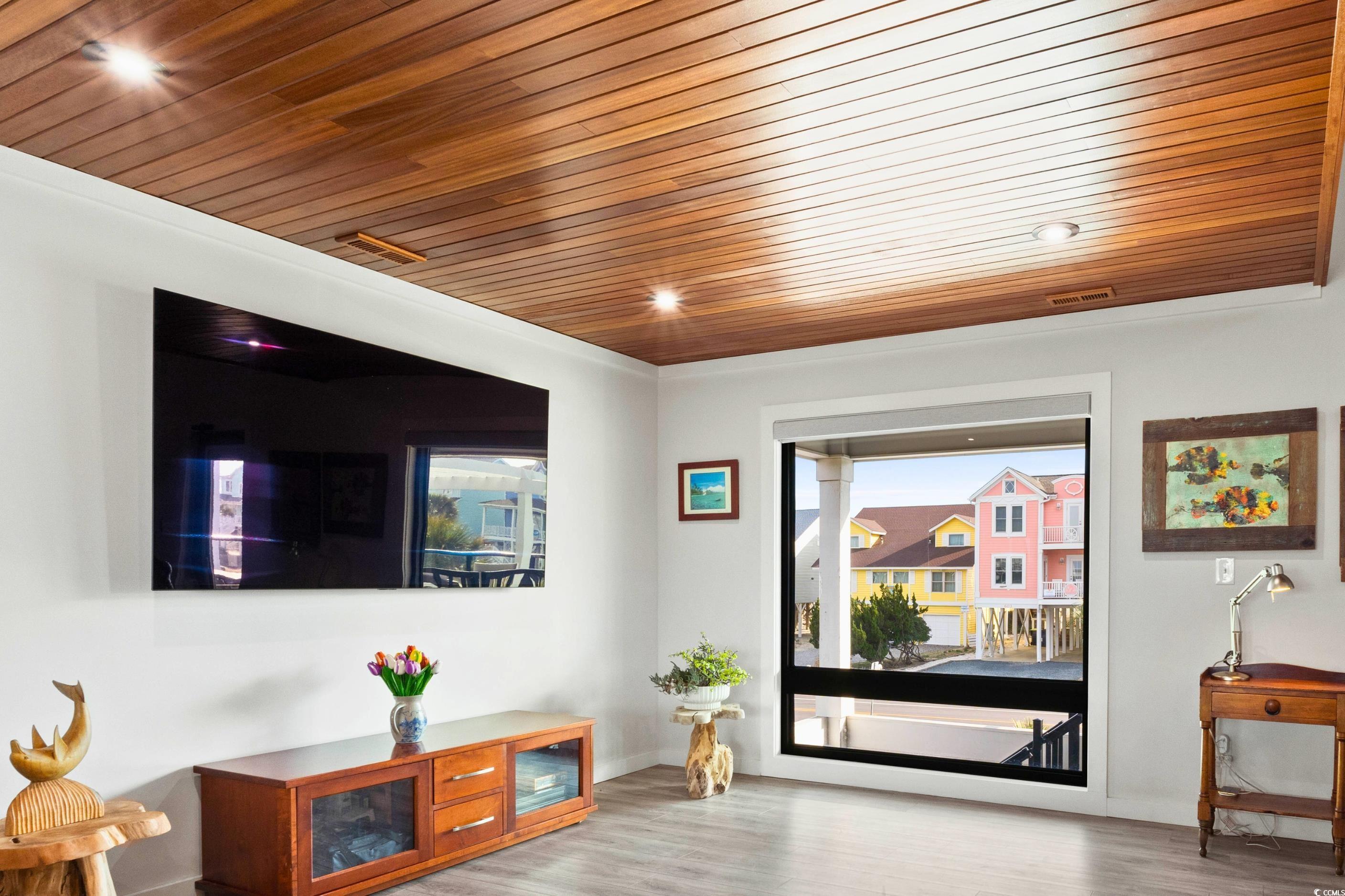 604 Ocean Boulevard W