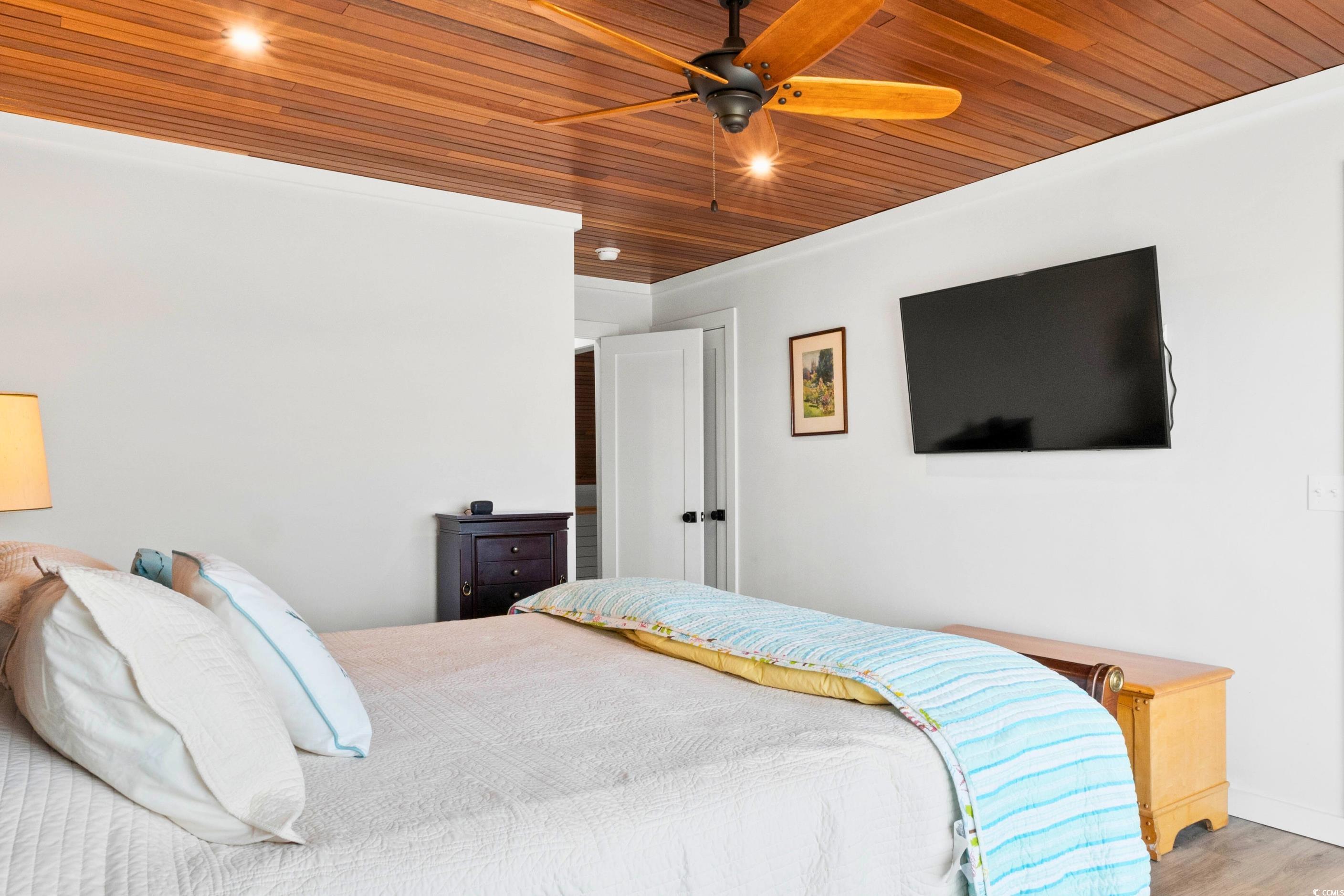 604 Ocean Boulevard W
