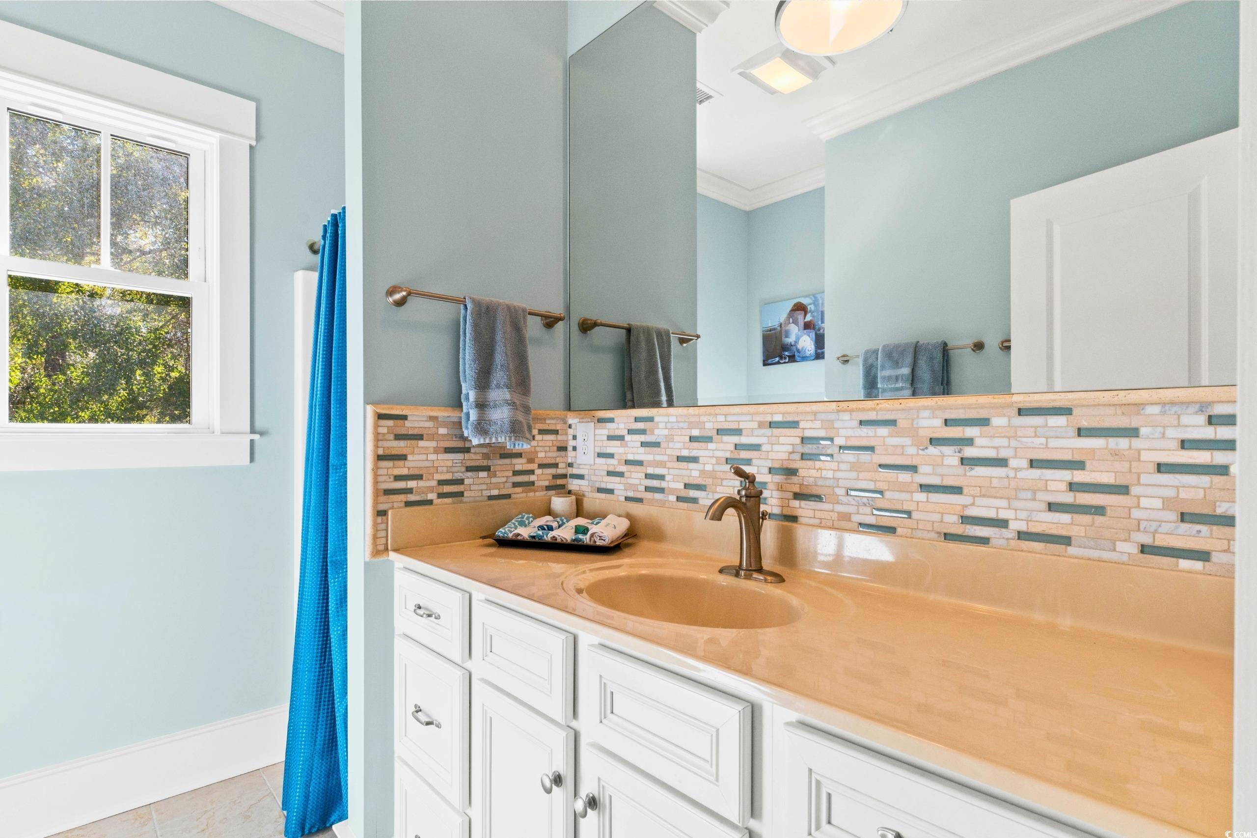 9100 SW Fountain St.