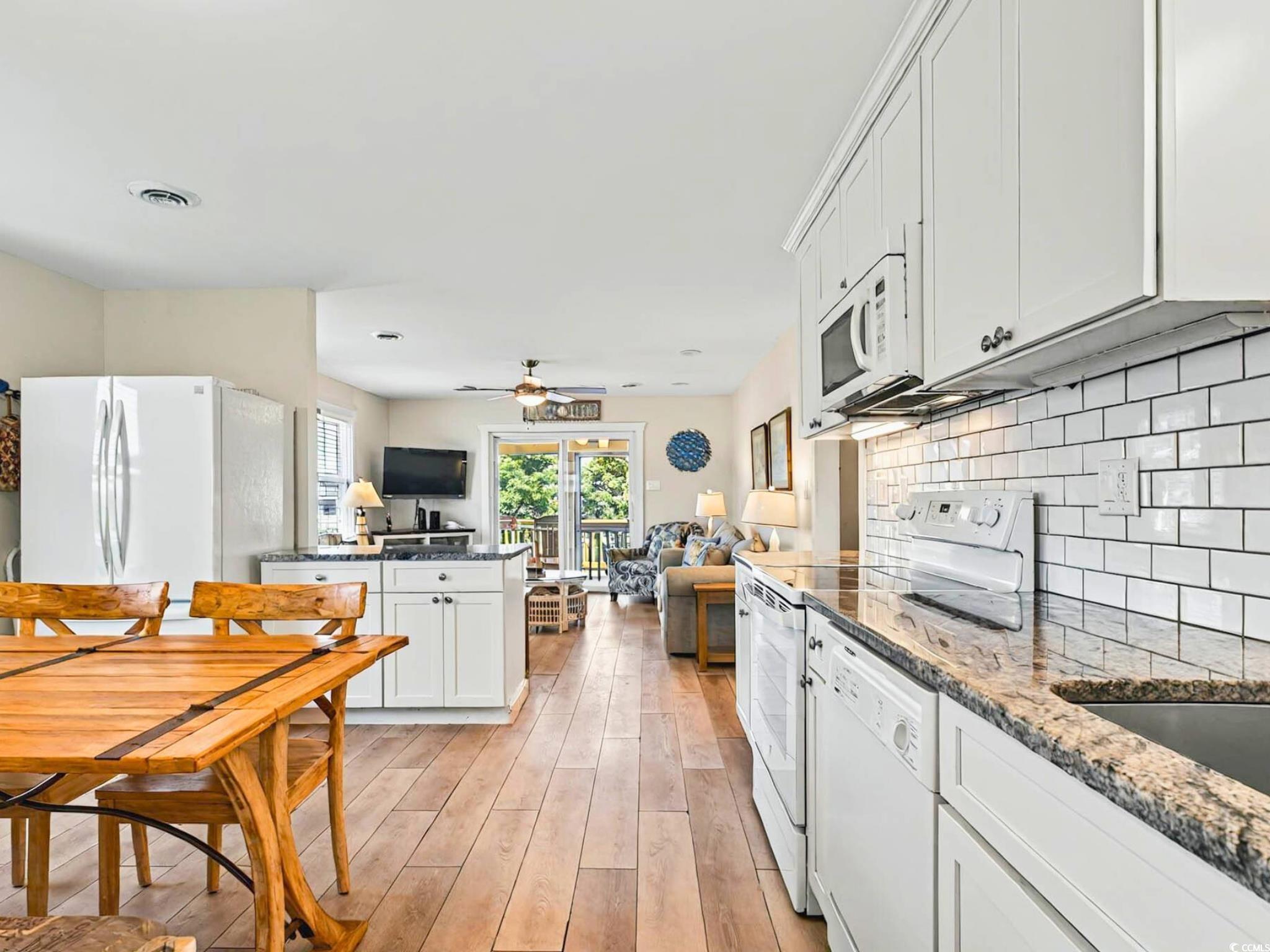 118 Seaside St.