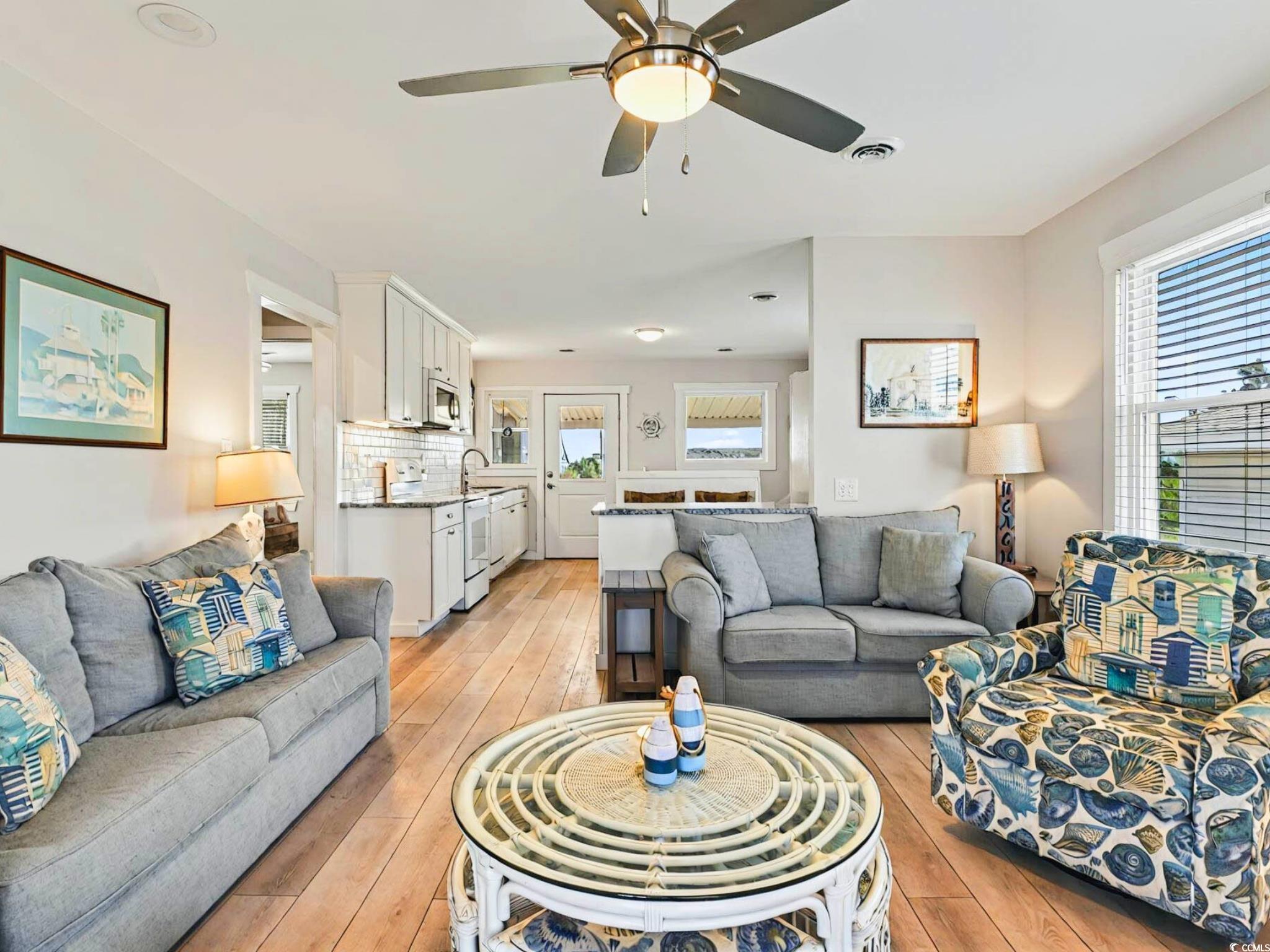 118 Seaside St.