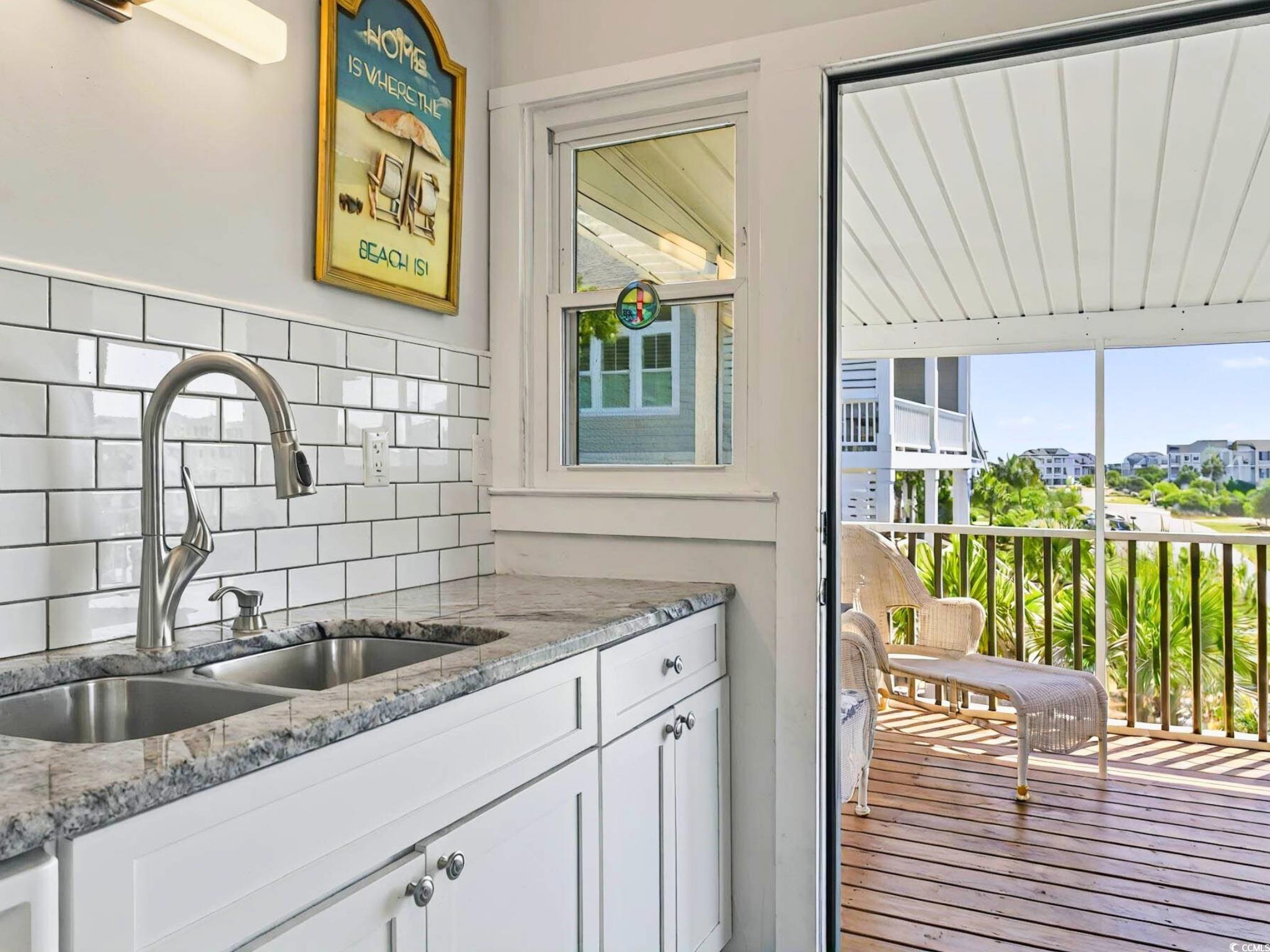 118 Seaside St.