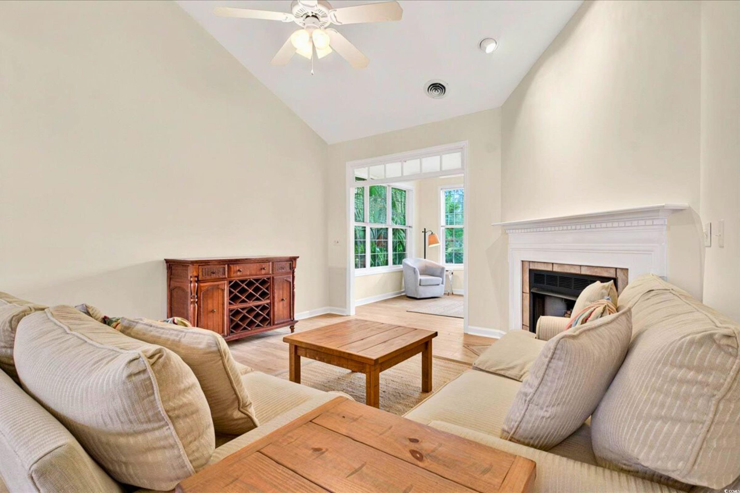 154 Windsor Circle SW