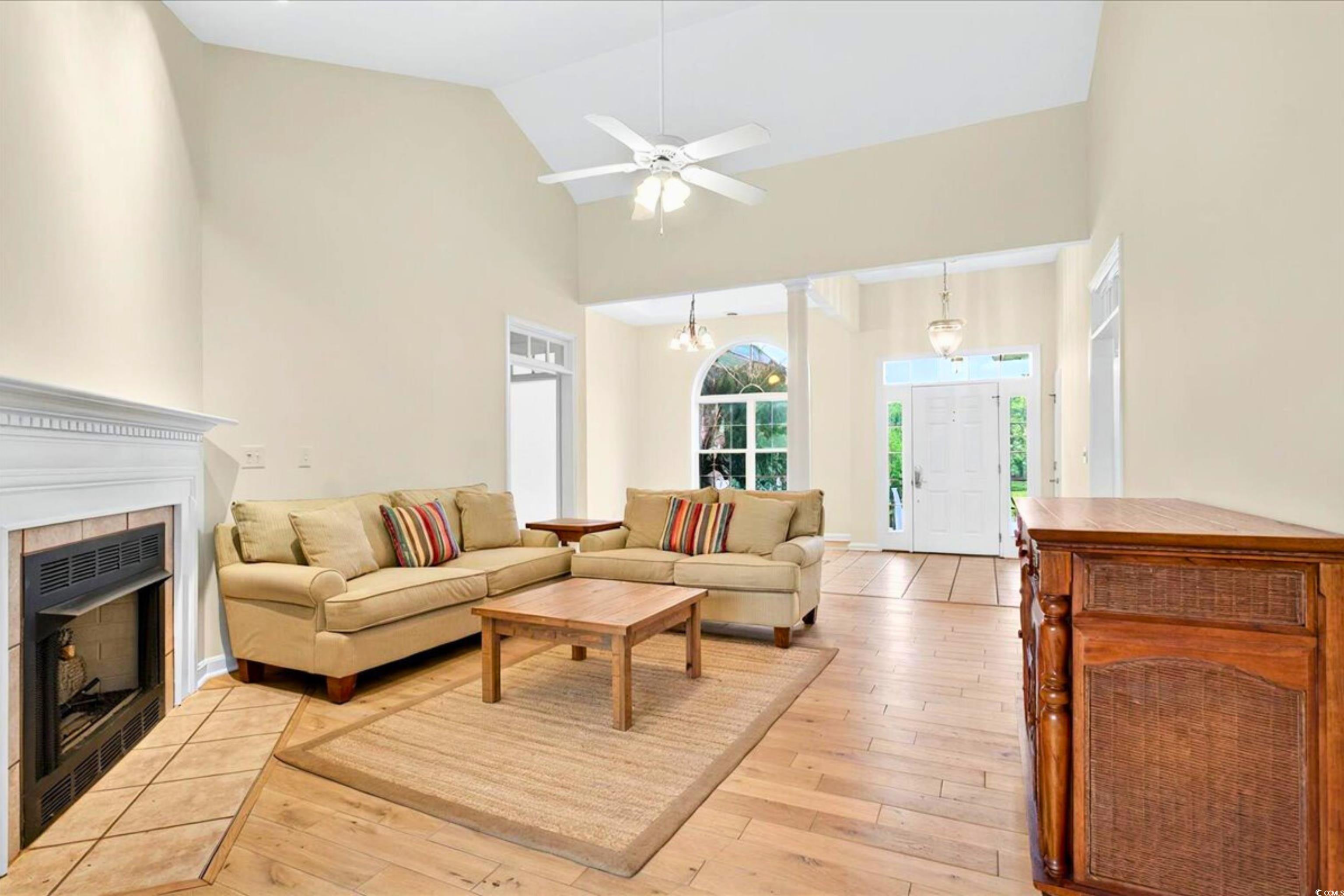 154 Windsor Circle SW