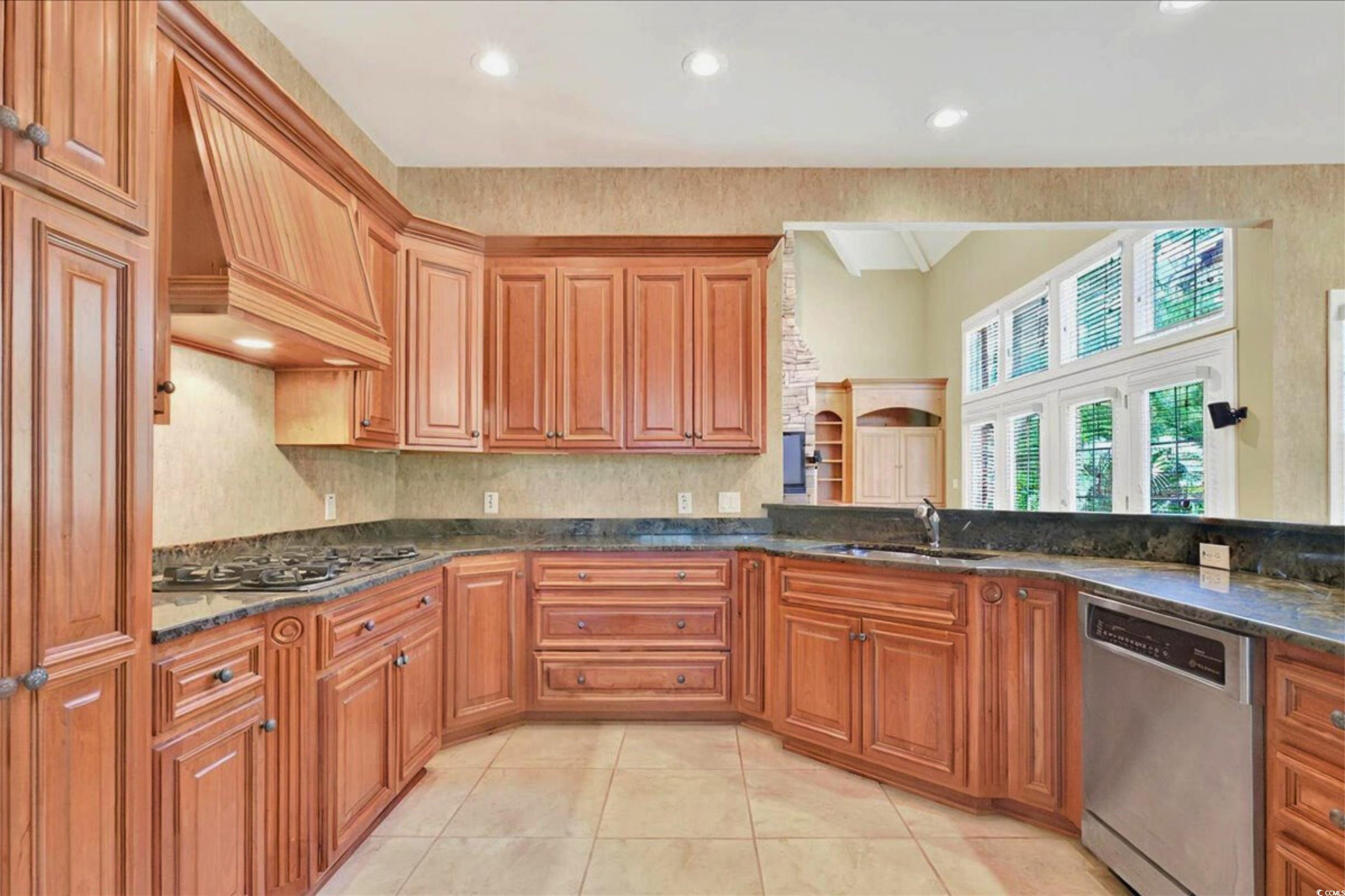 79 Windsor Circle SW