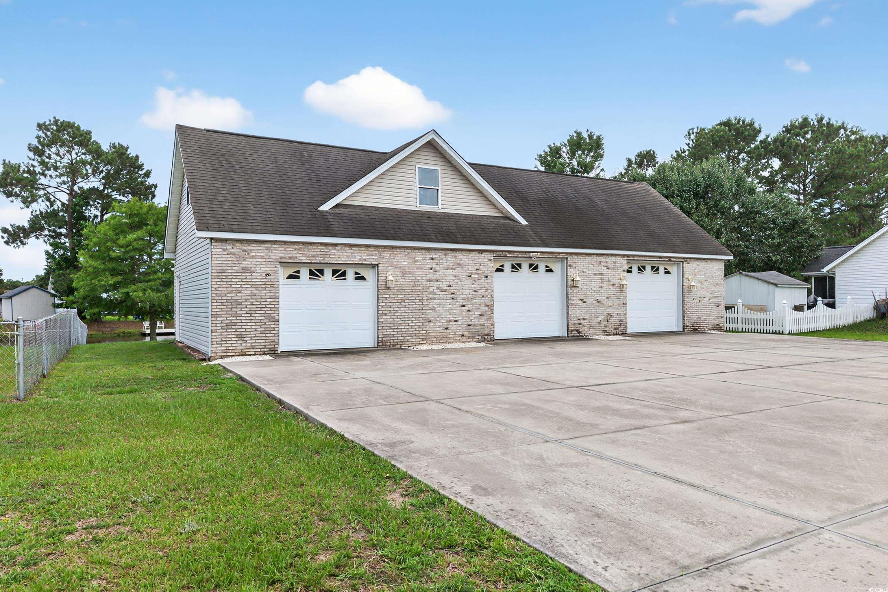 131 Pine Lake Circle