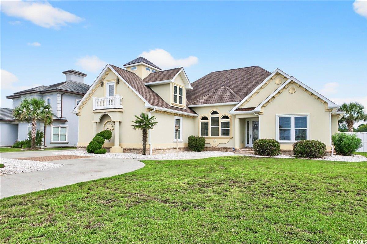 1019 Ridgewood Dr.
