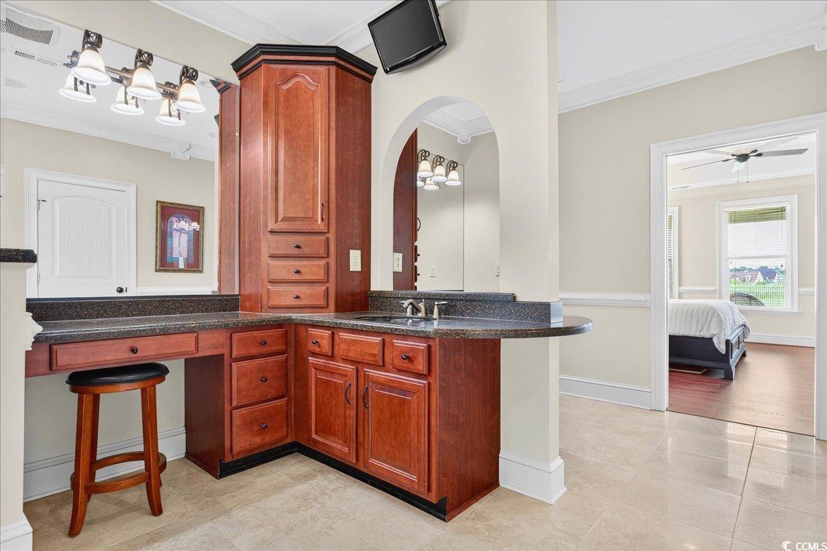 1019 Ridgewood Dr.