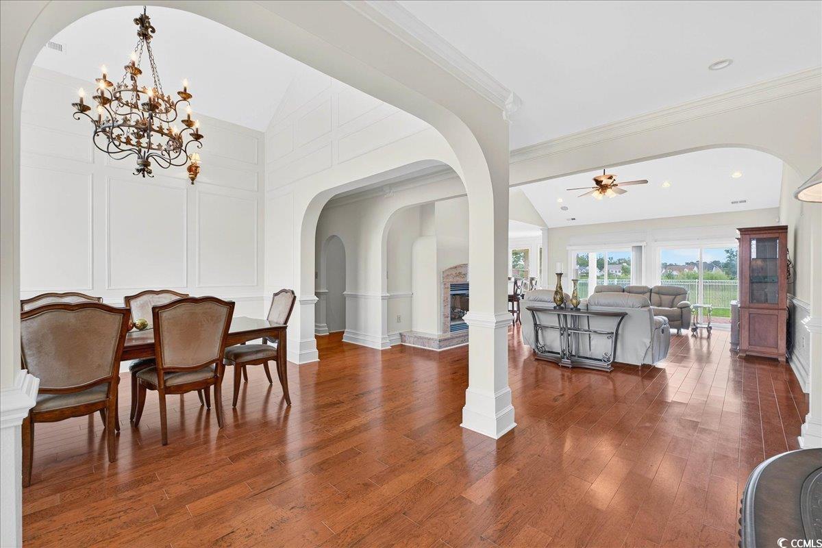 1019 Ridgewood Dr.
