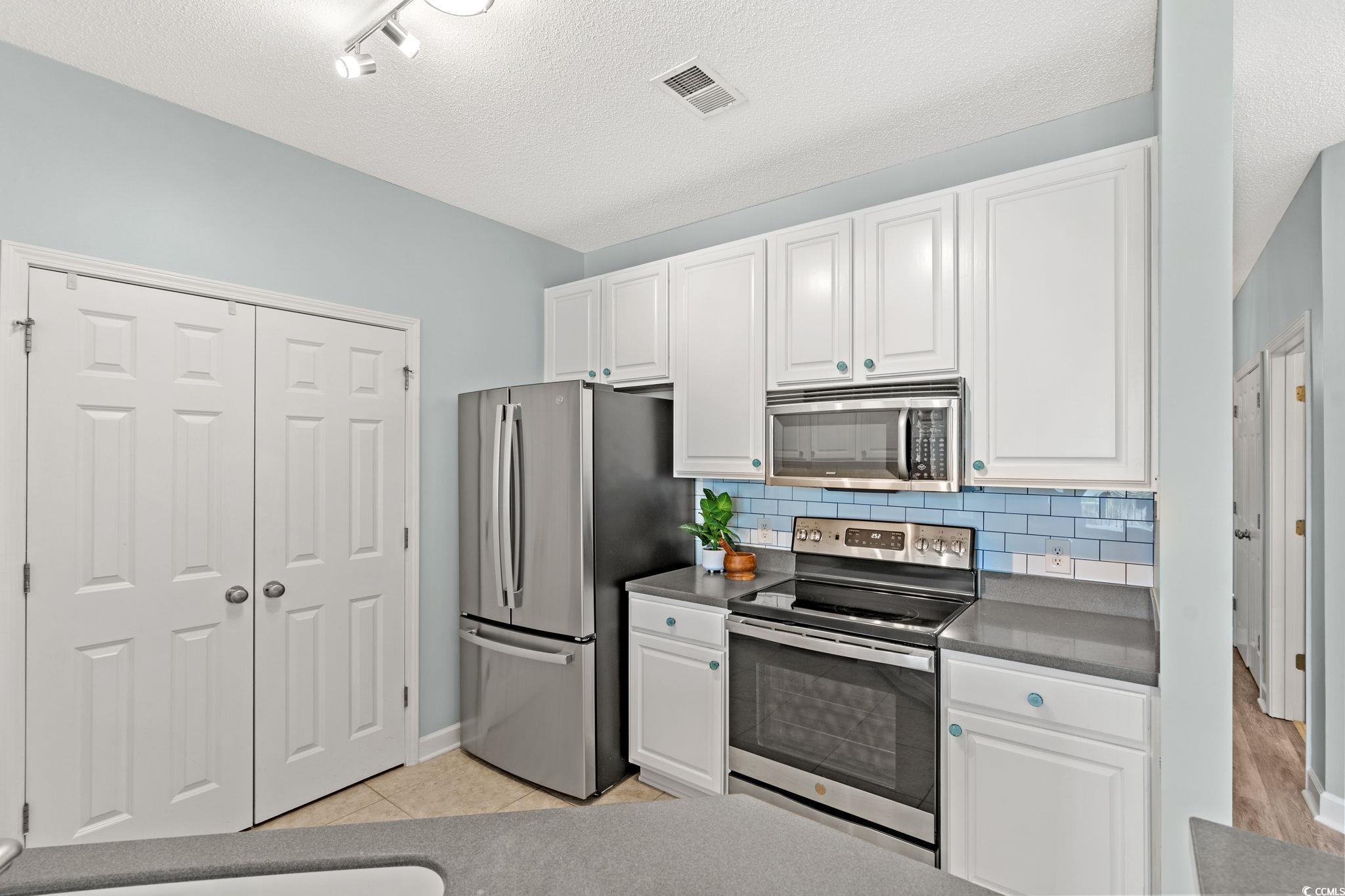 1135 Park Rd. Unit: 1203