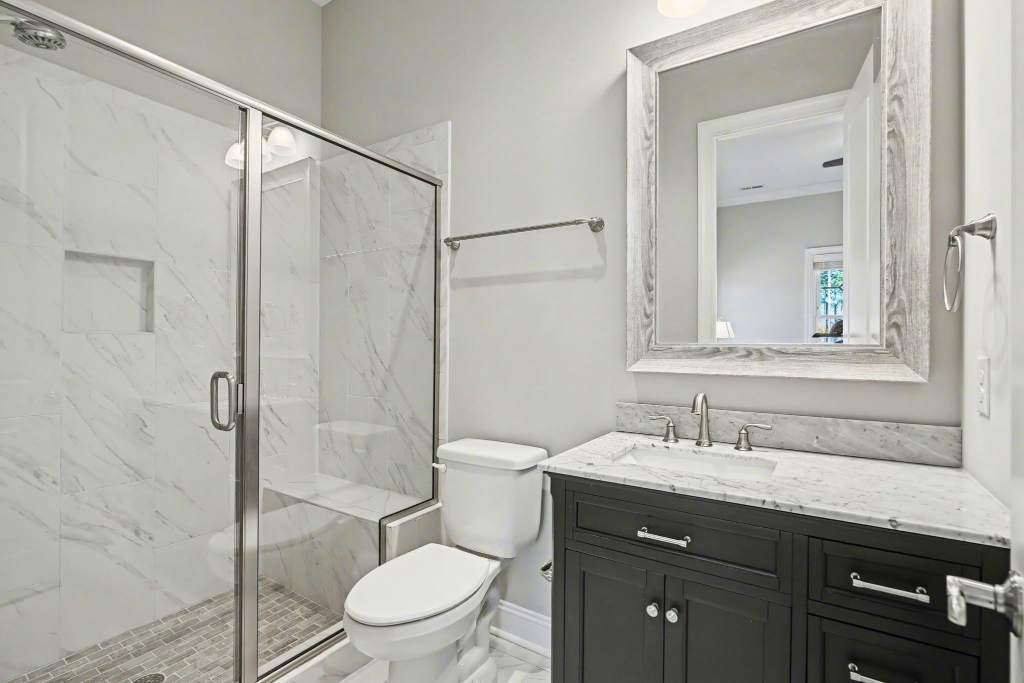 547 Morely Circle SW