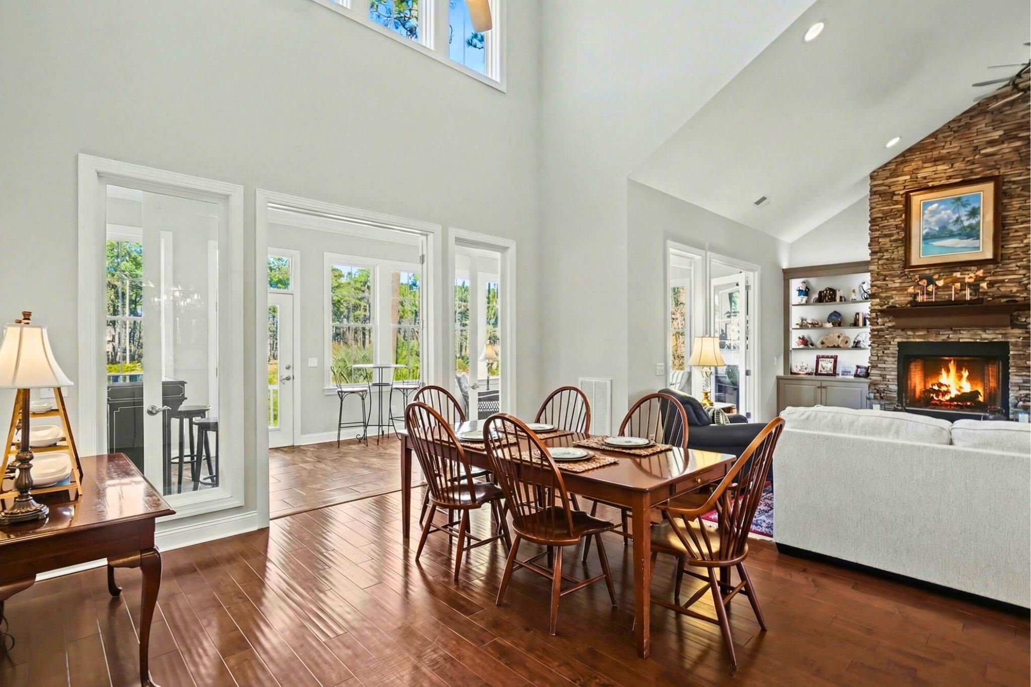 547 Morely Circle SW