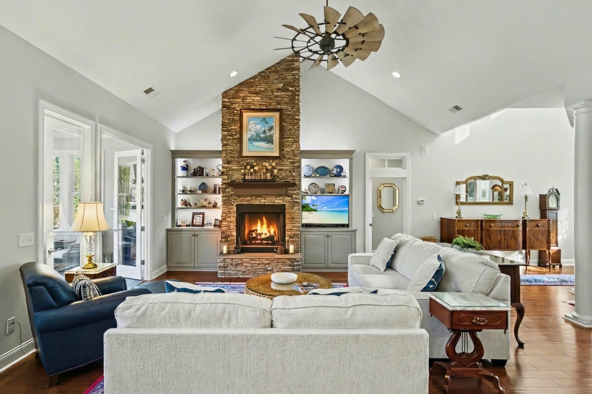 547 Morely Circle SW