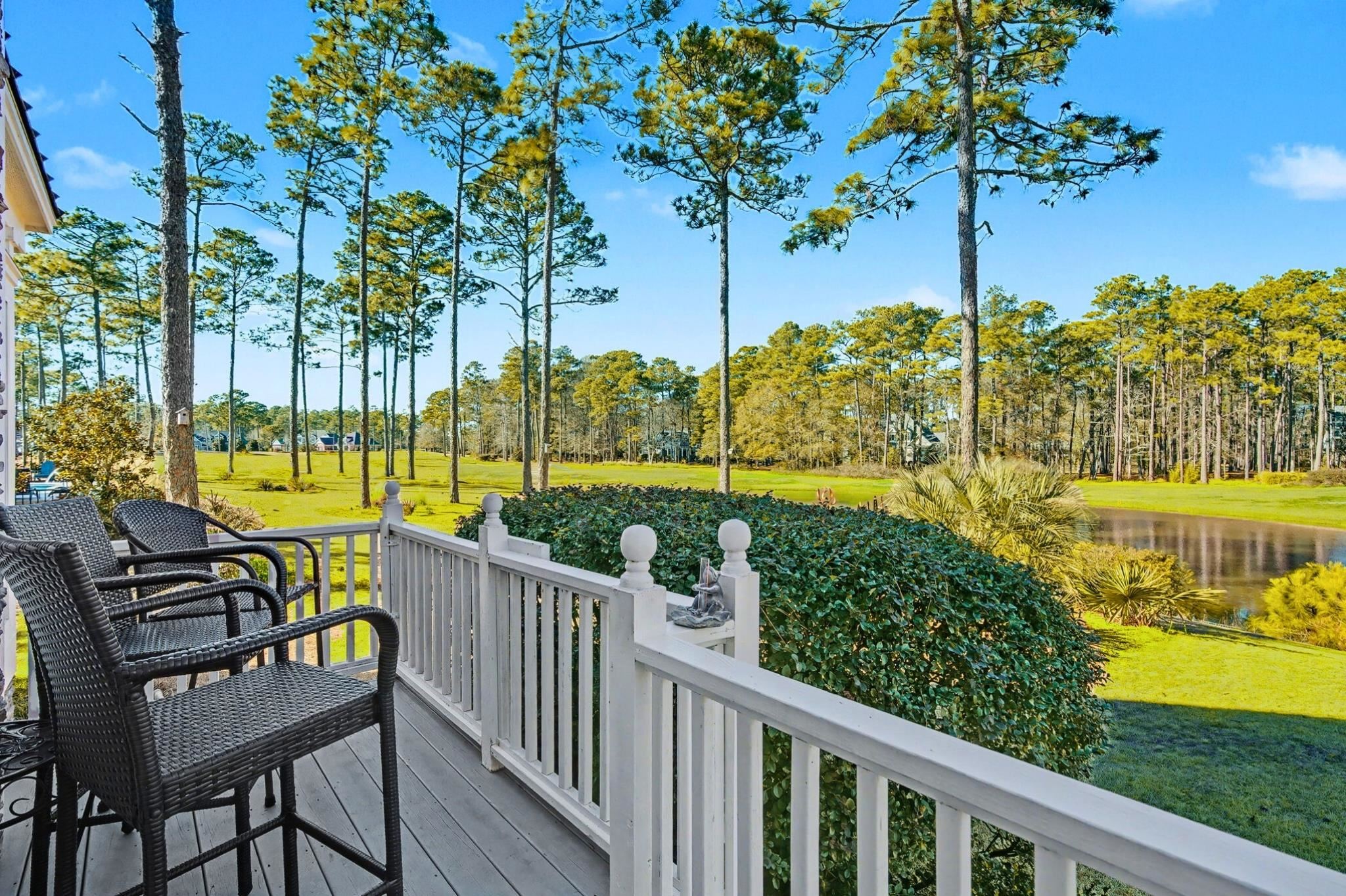 547 Morely Circle SW