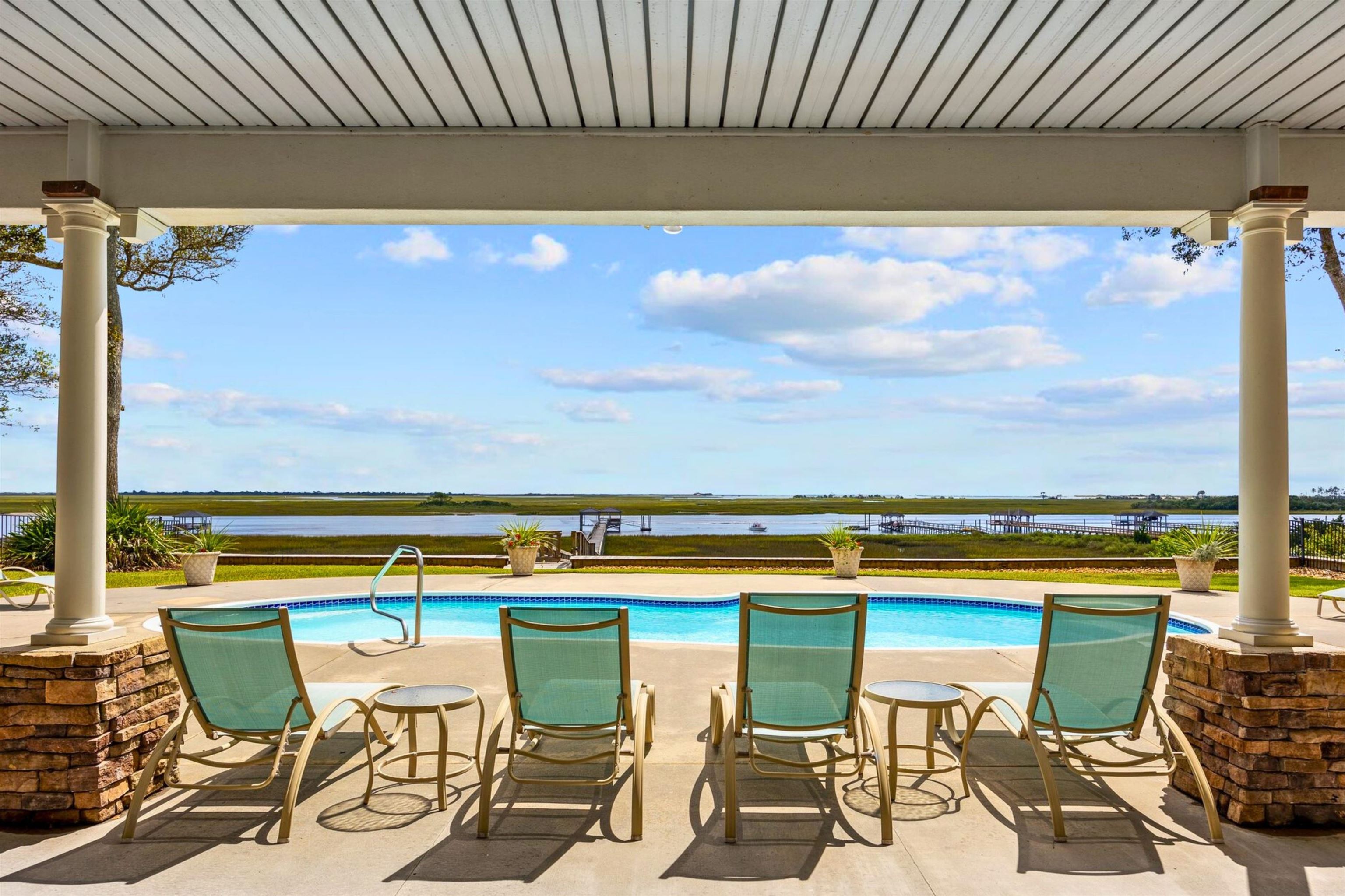 1324 Harbour Watch SW