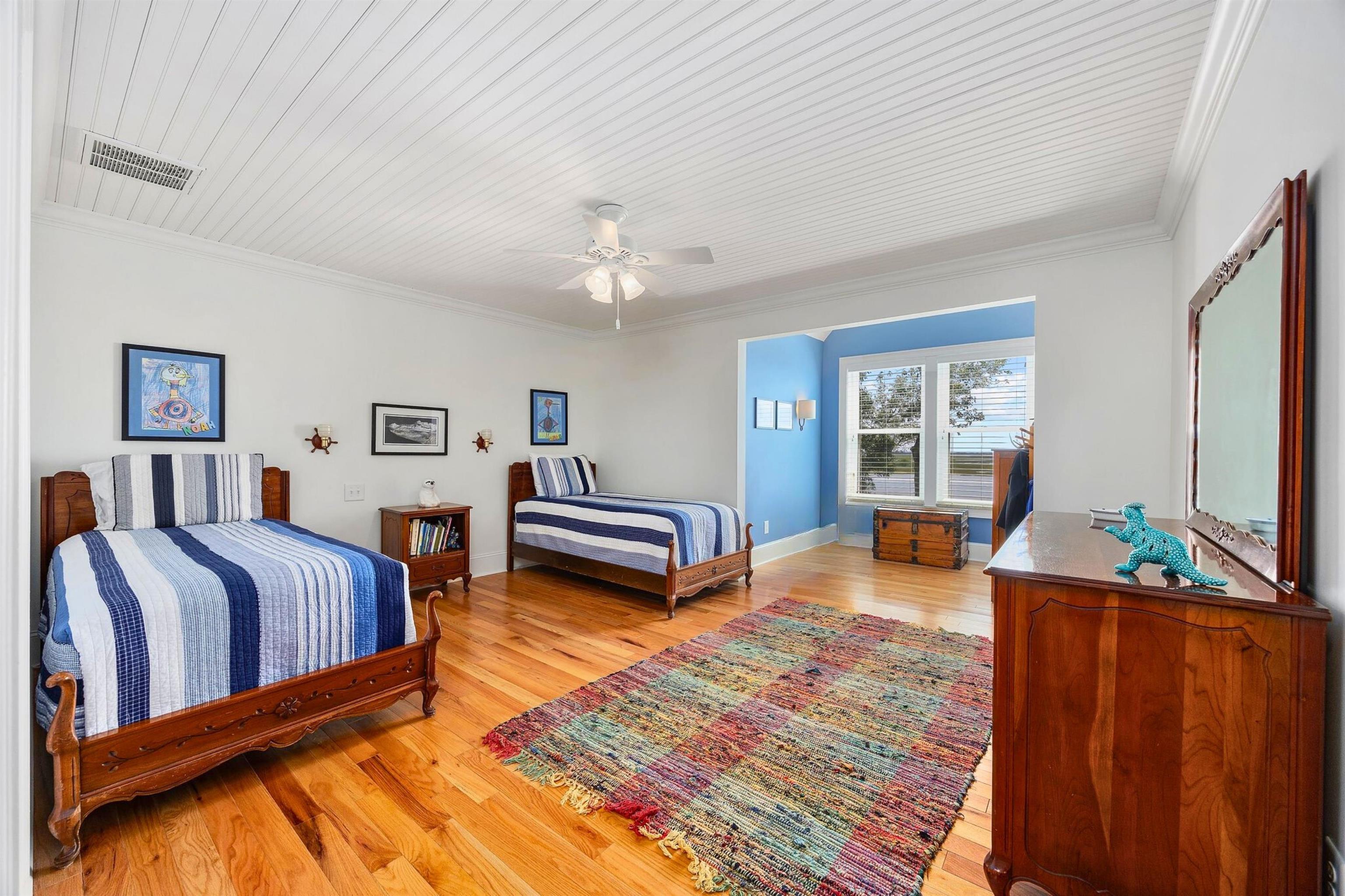 1324 Harbour Watch SW