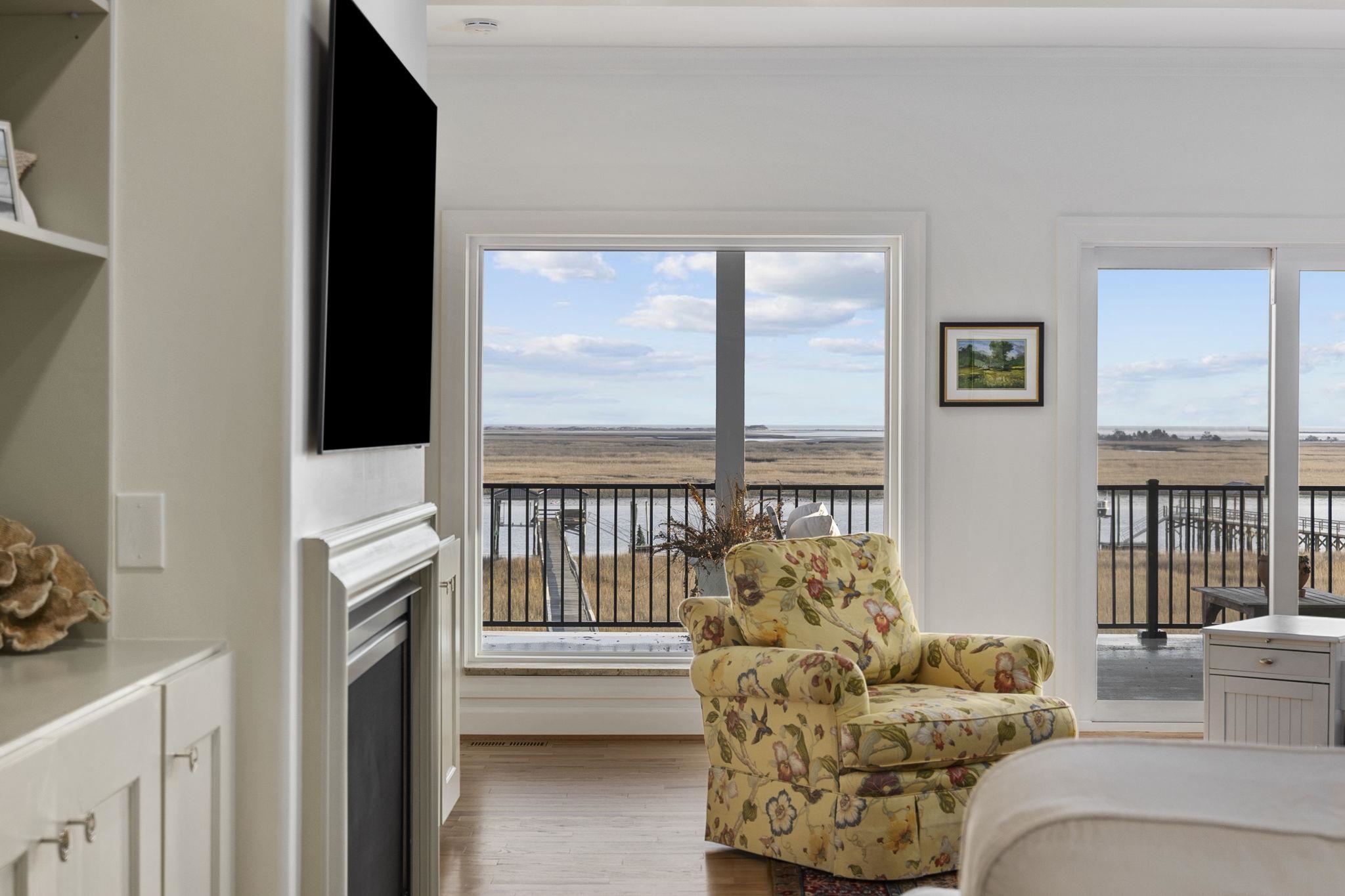 1324 Harbour Watch SW