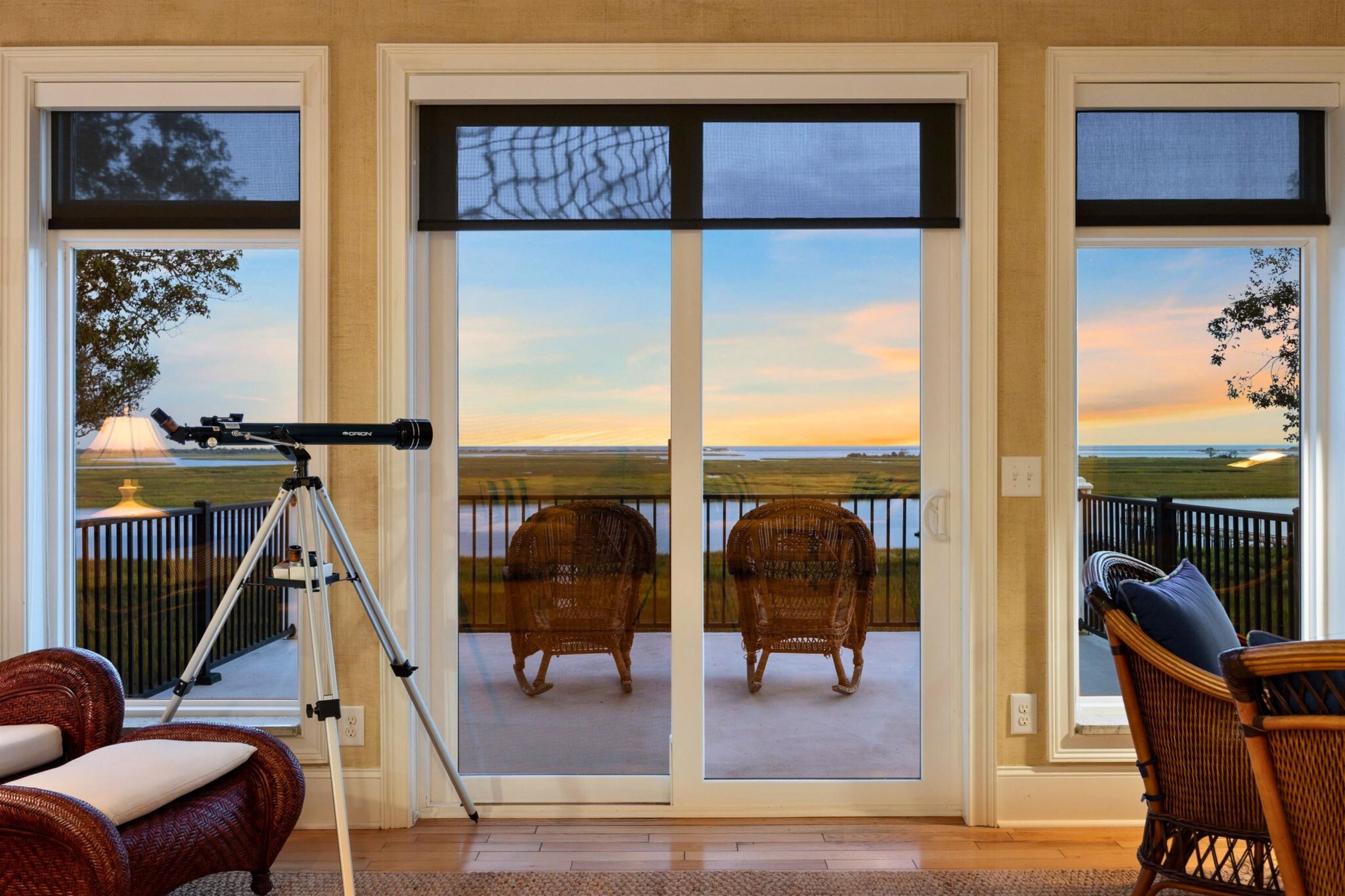 1324 Harbour Watch SW