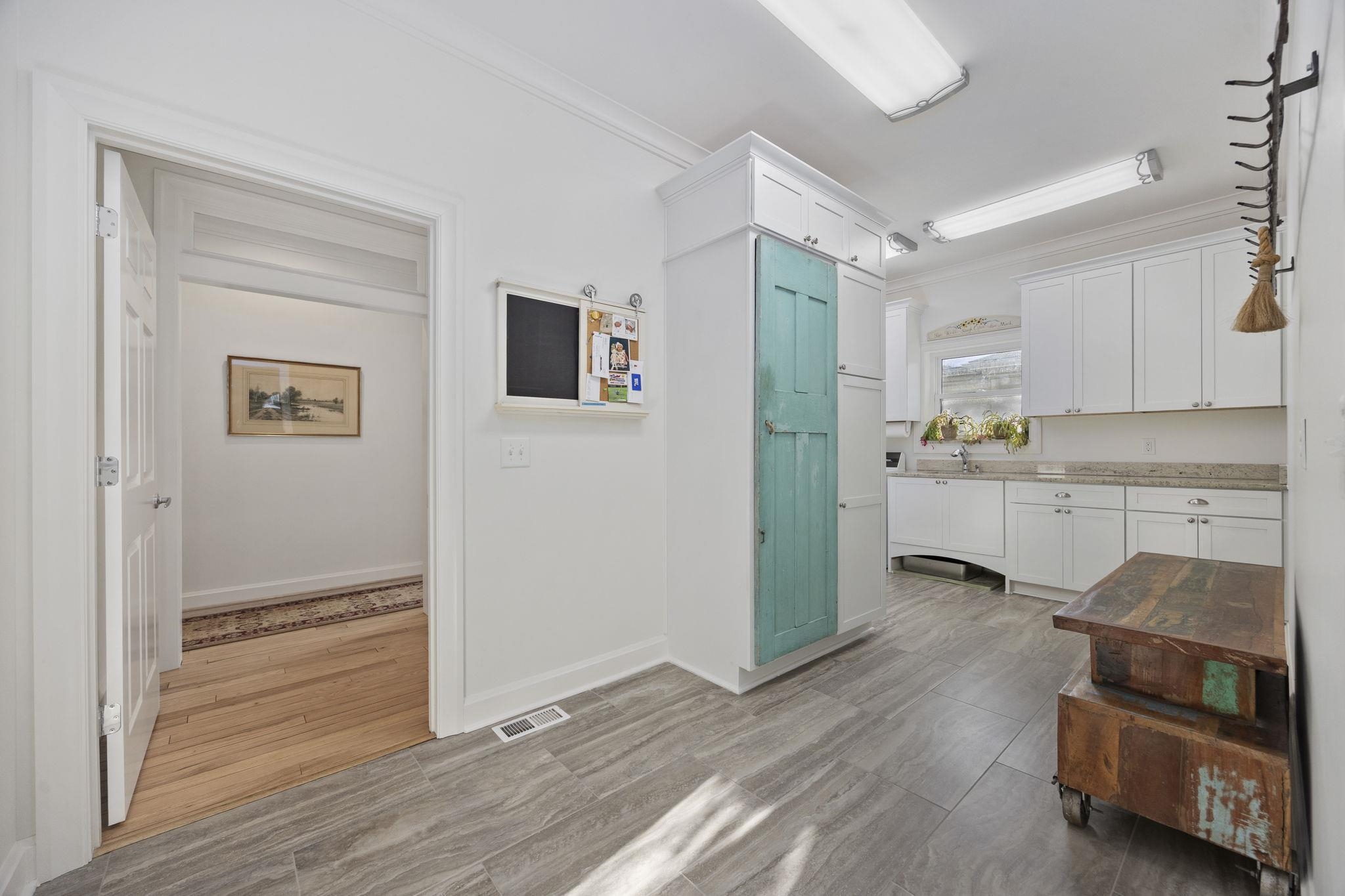 1324 Harbour Watch SW