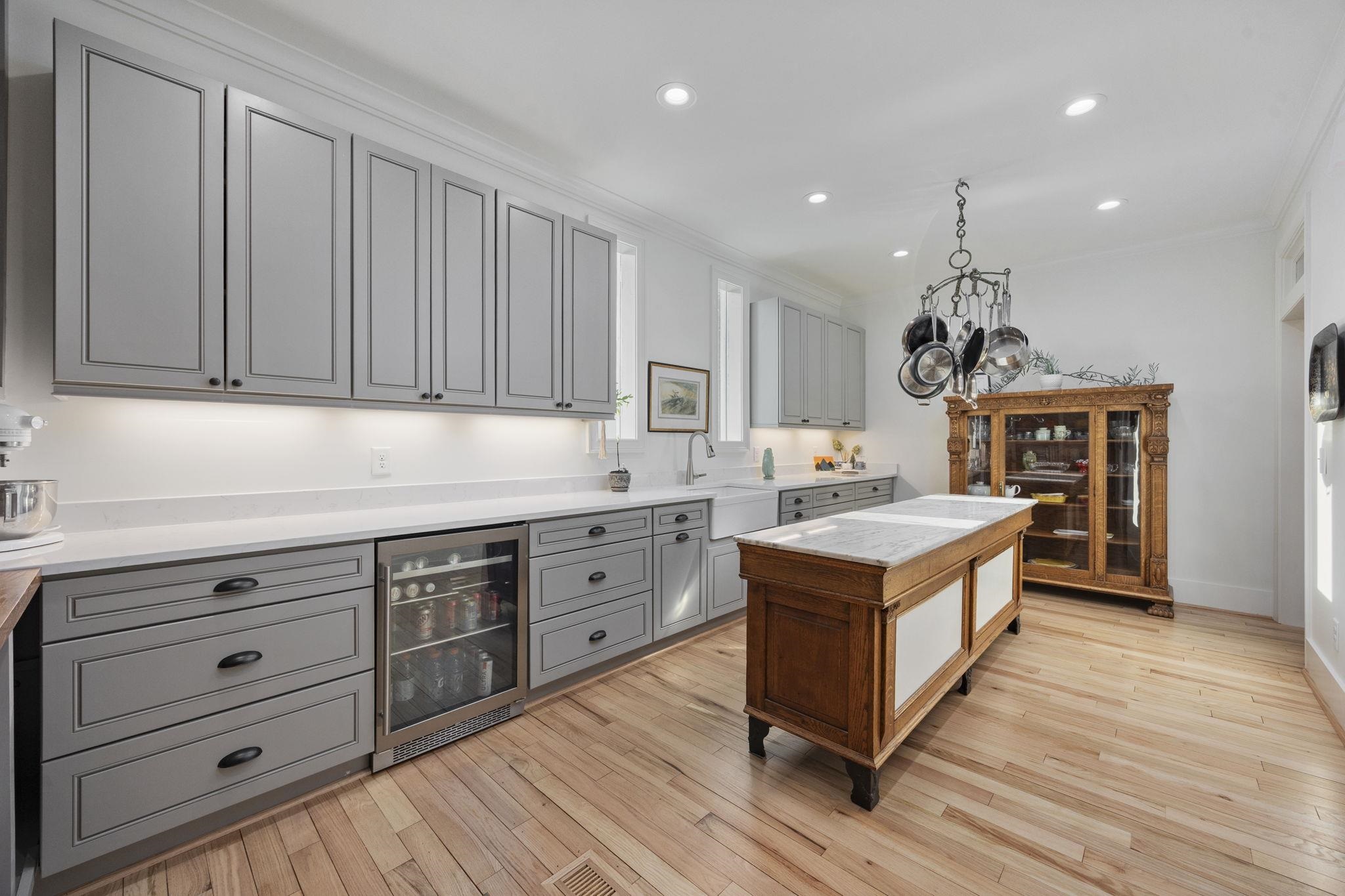 1324 Harbour Watch SW