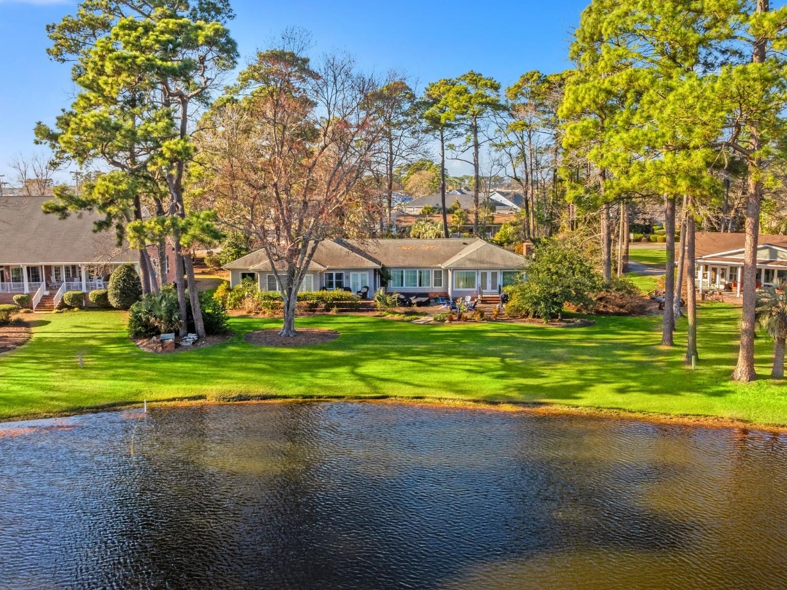 1208 GolfView Dr.