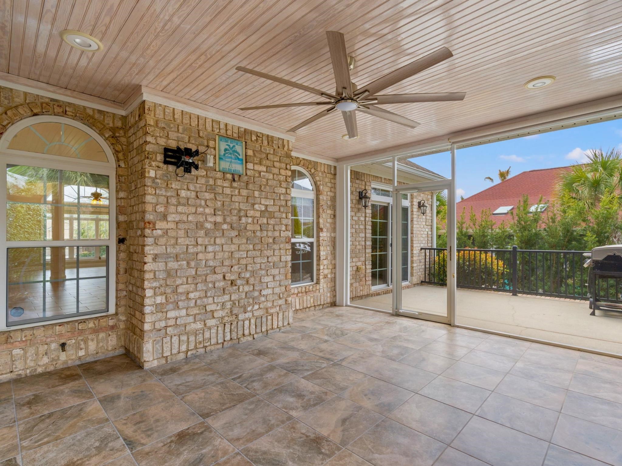 502 Tradewind Ct.