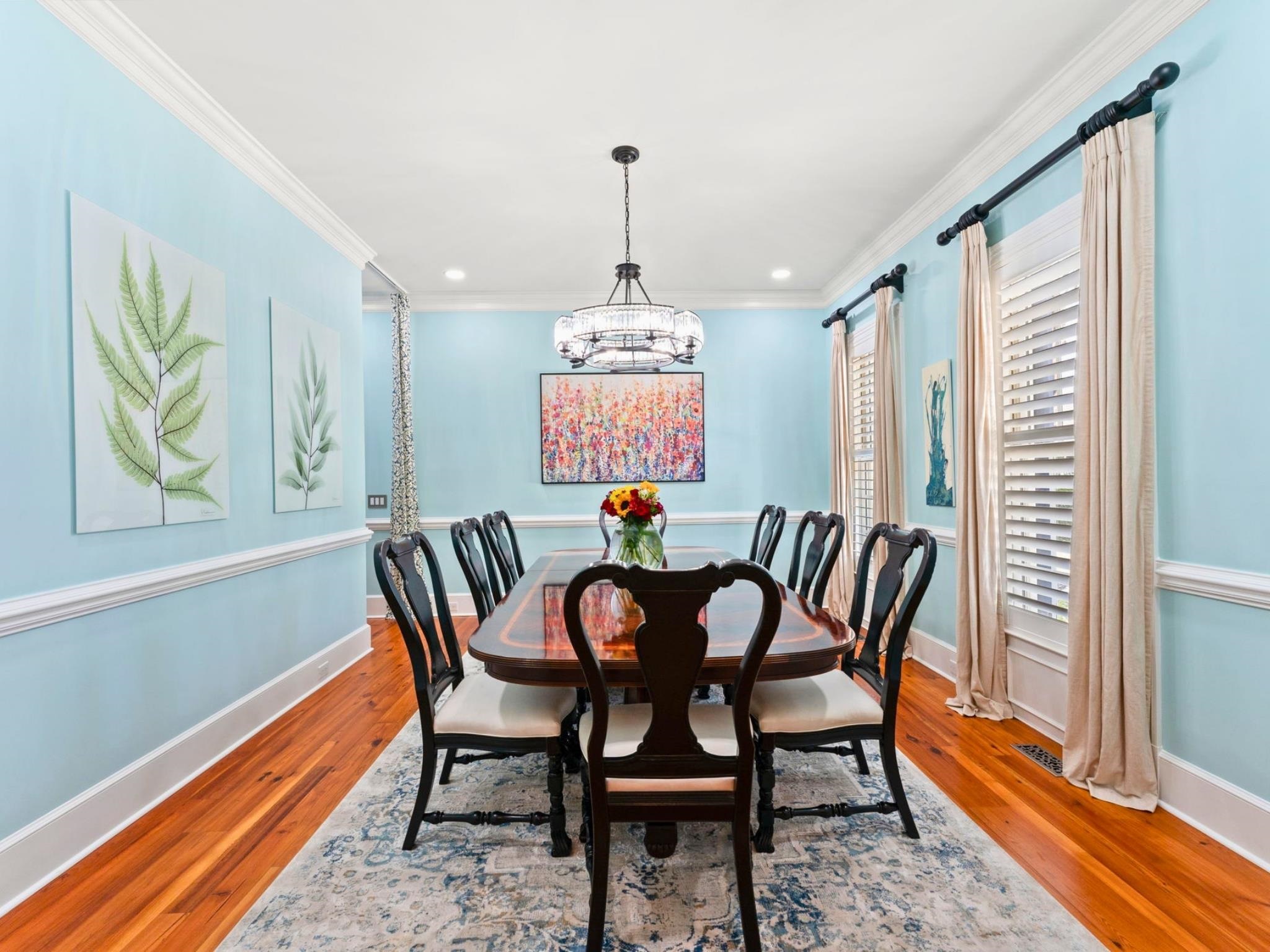 404 Shoreline Dr. E