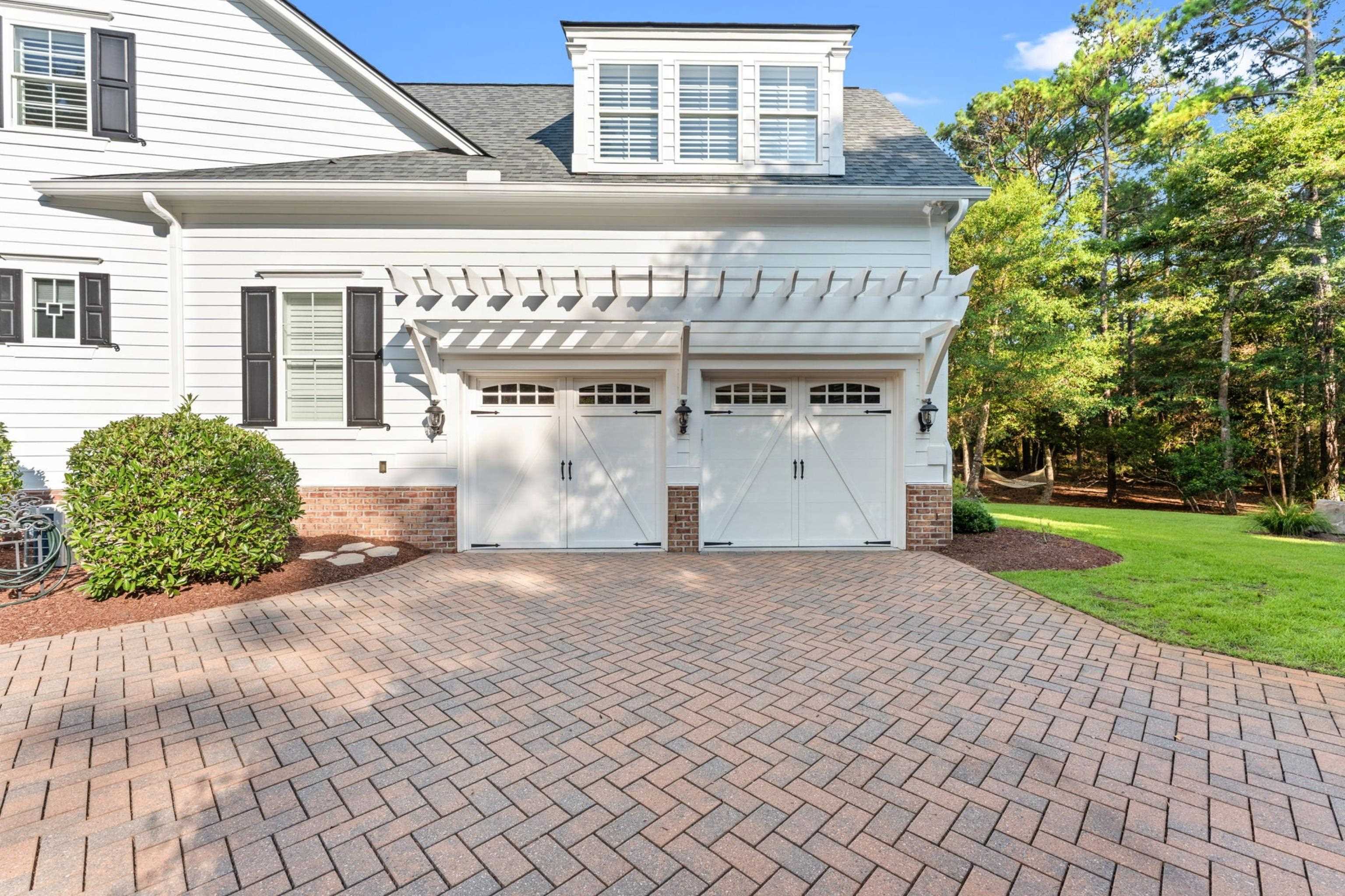 663 Parish Dr.