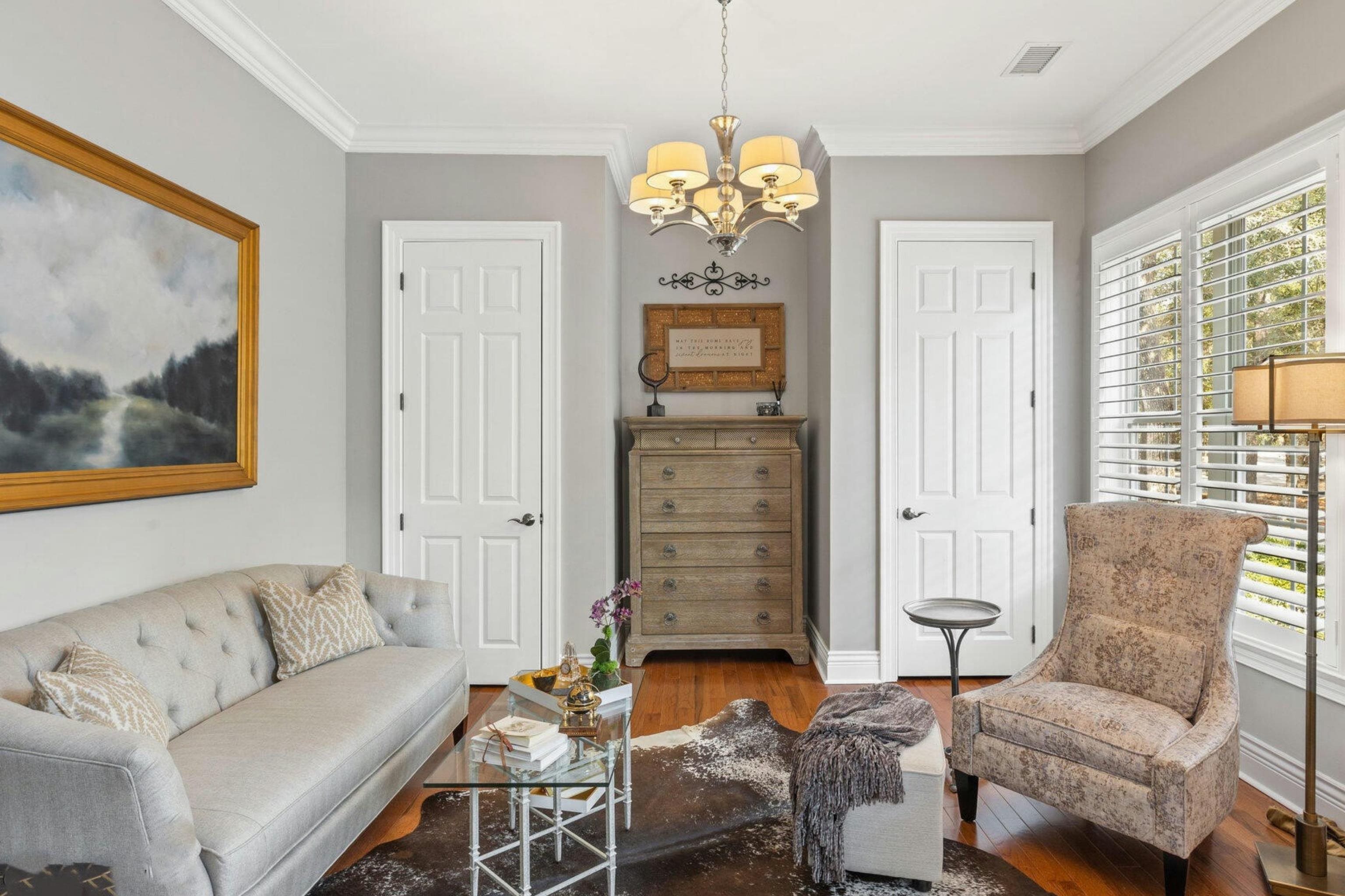 663 Parish Dr.