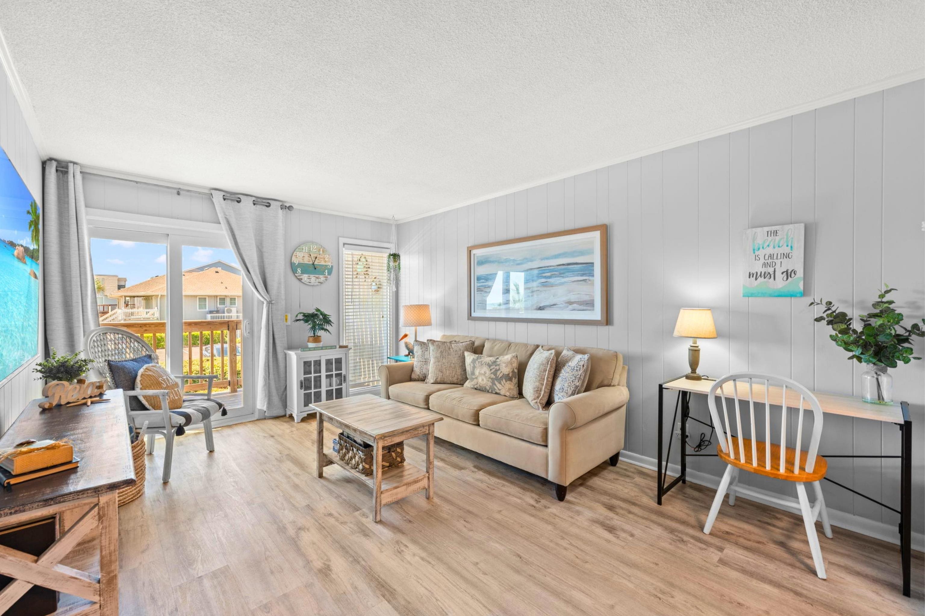 277 W First St. Unit: 1J