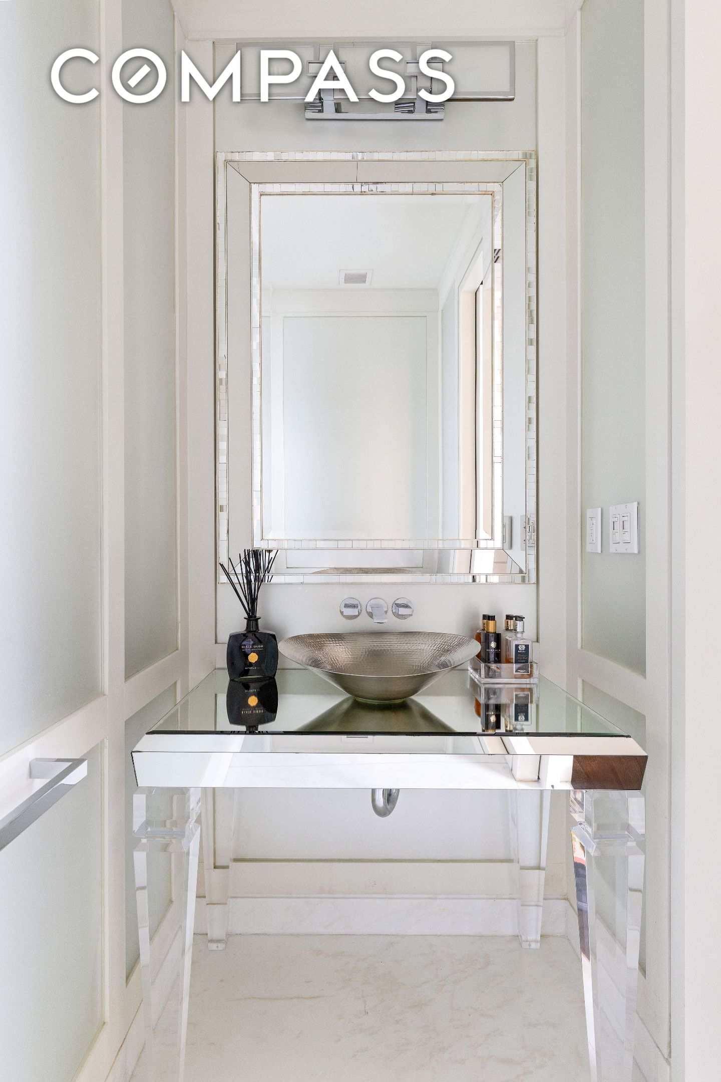 20 W 53rd Street 22A