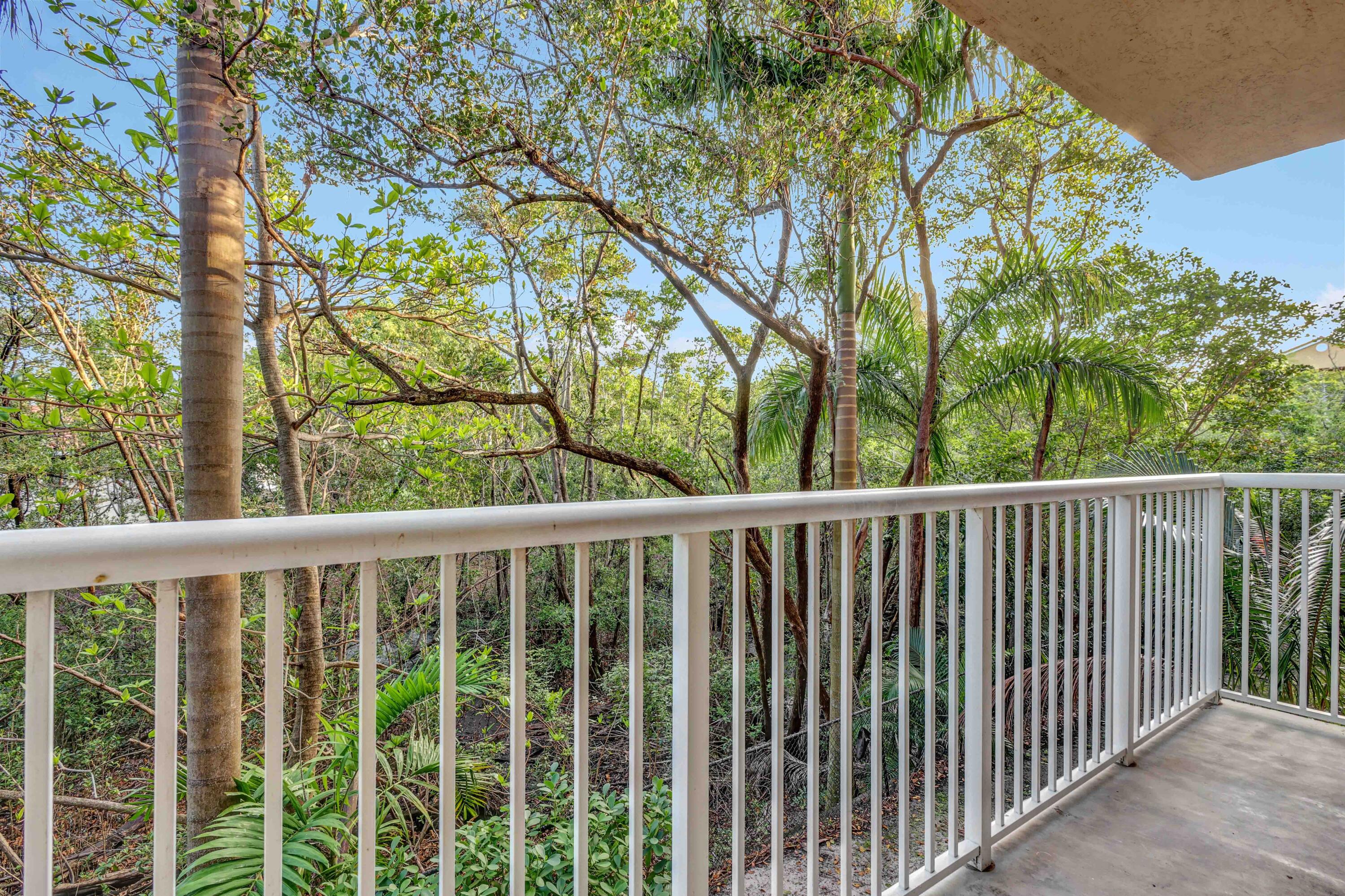529 E Sheridan Street 2061