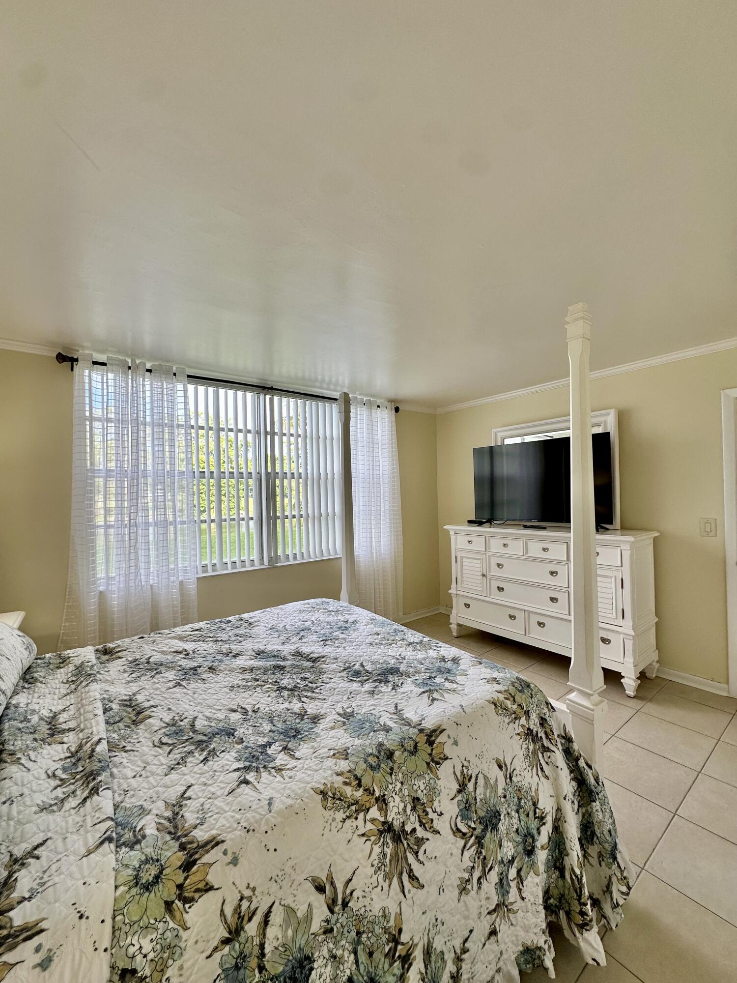 1650 NW 80th Avenue