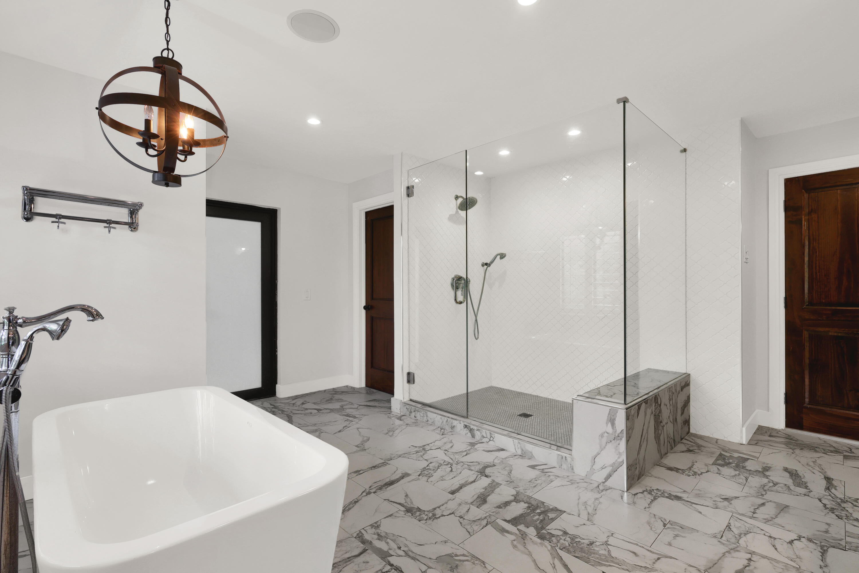 14701 Sunset Lane
