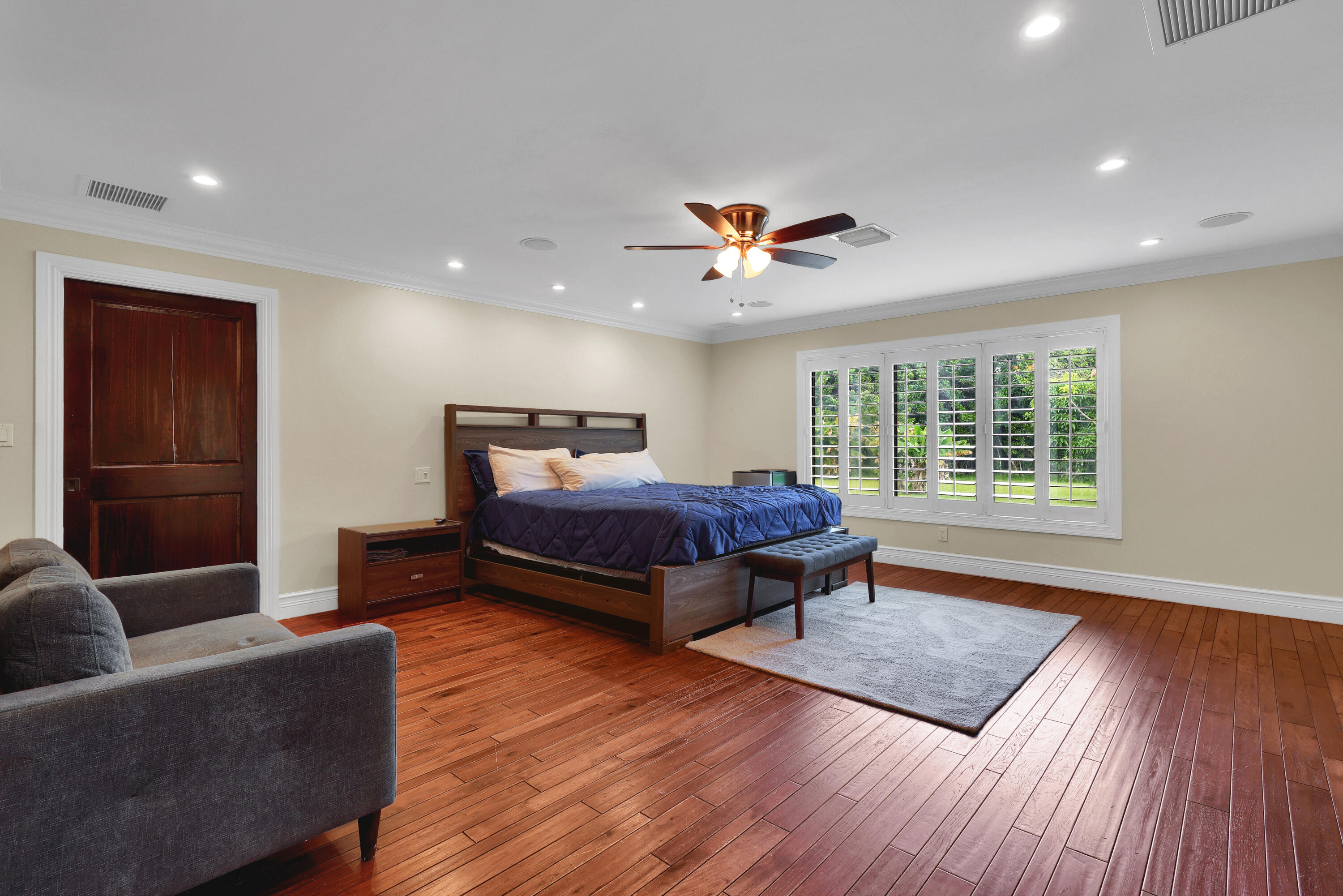14701 Sunset Lane
