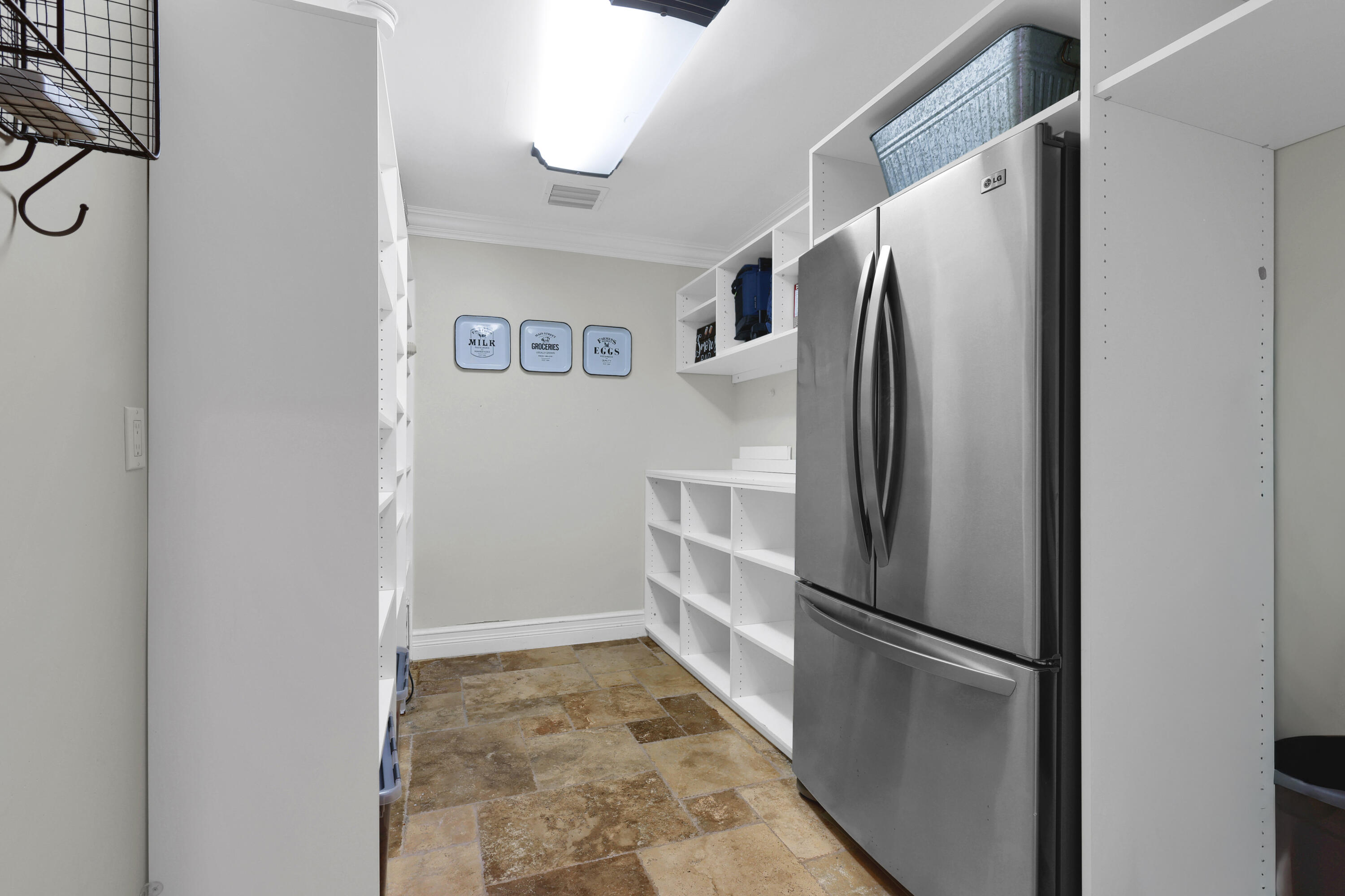 14701 Sunset Lane
