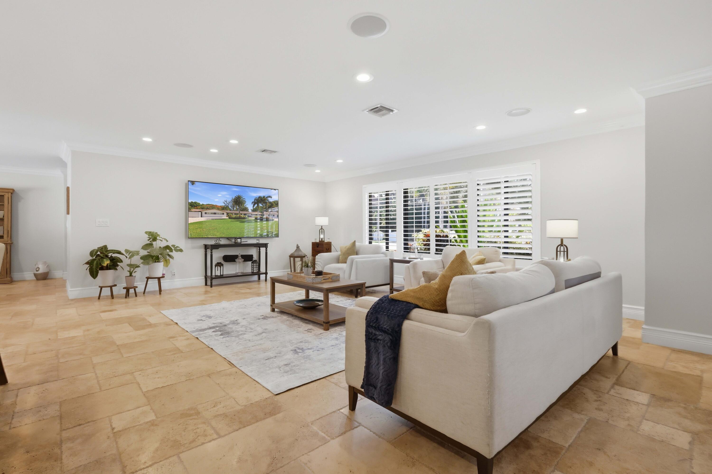 14701 Sunset Lane