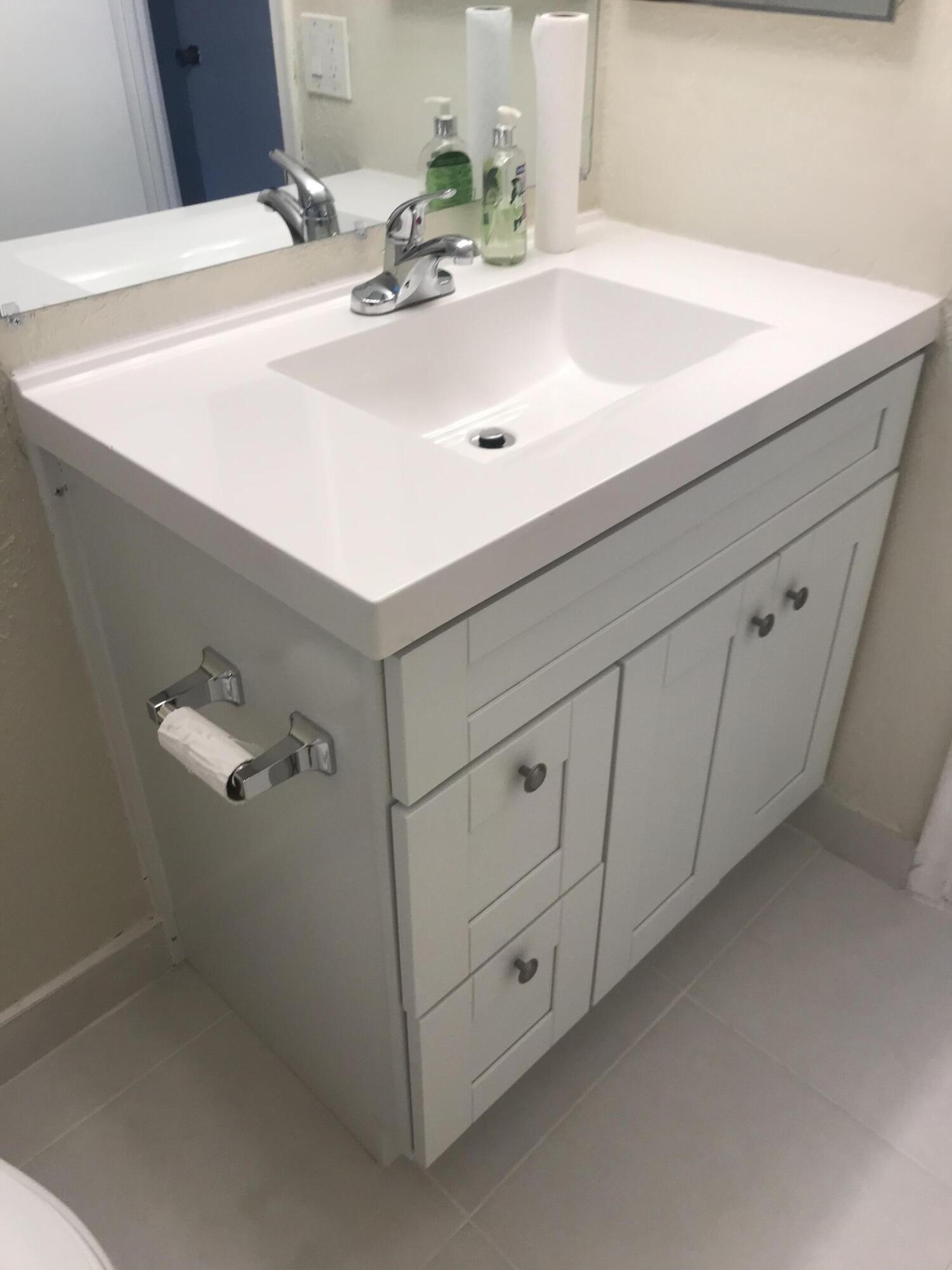 7850 Camino Real O-201