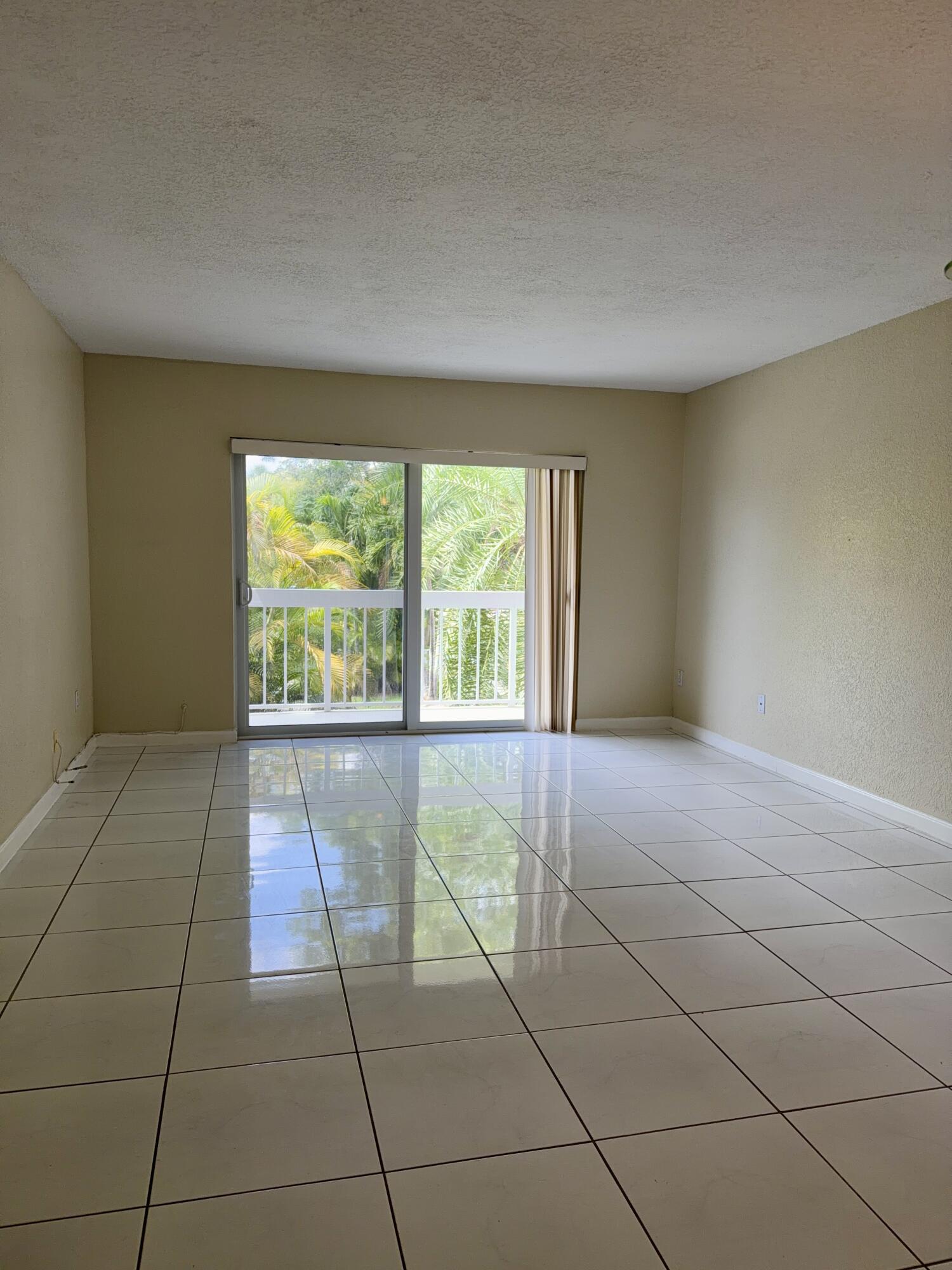 7850 Camino Real O-201