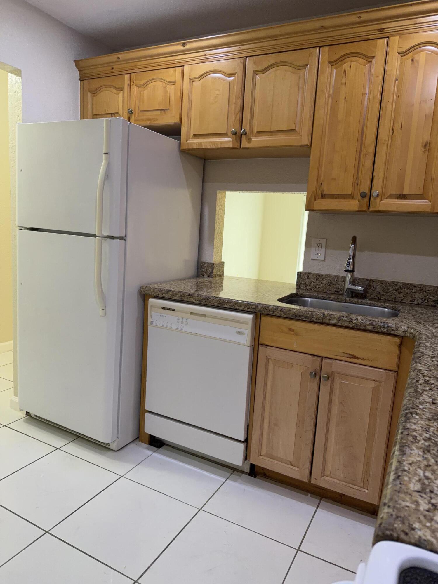 7850 Camino Real O-201