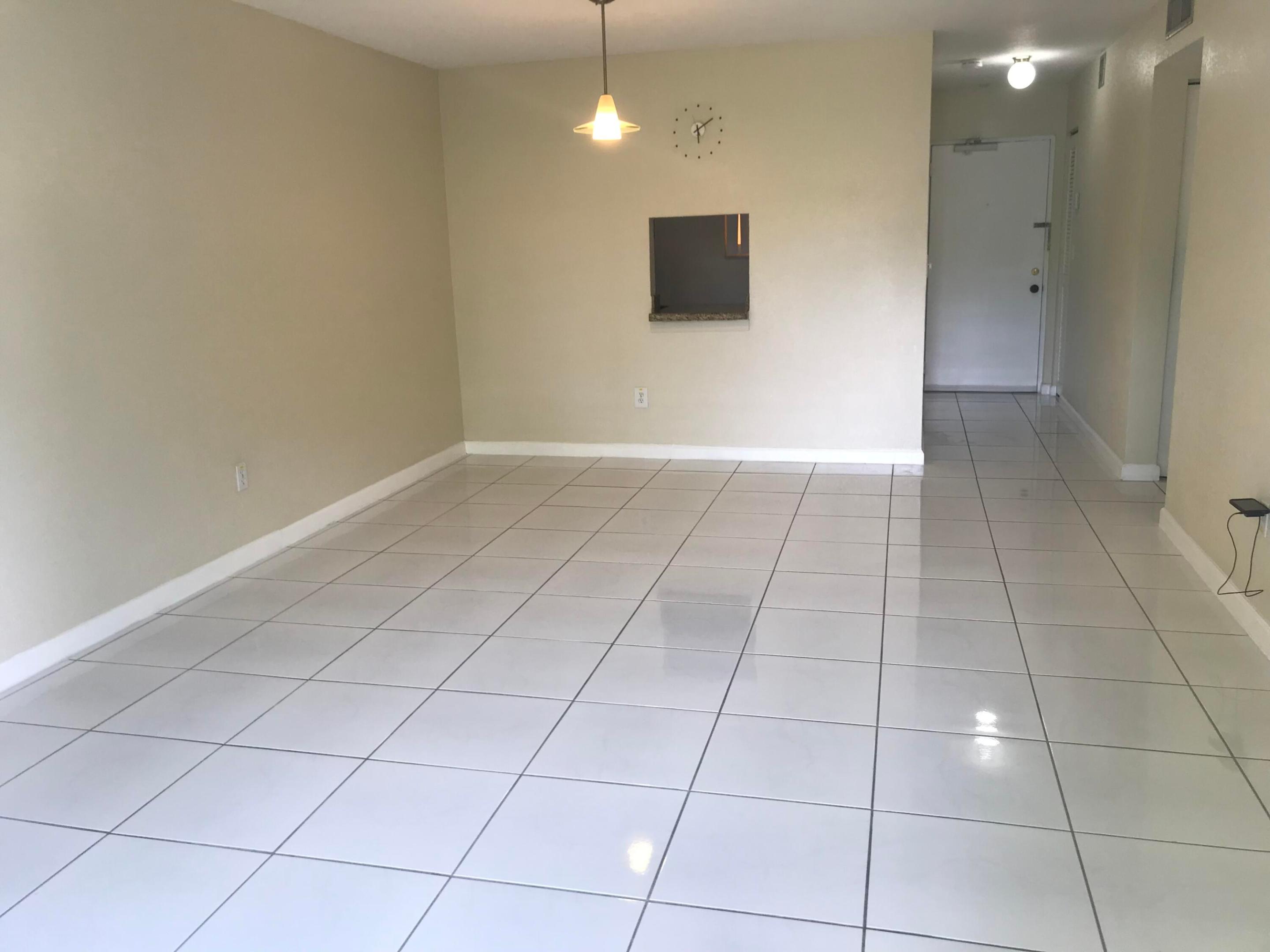 7850 Camino Real O-201