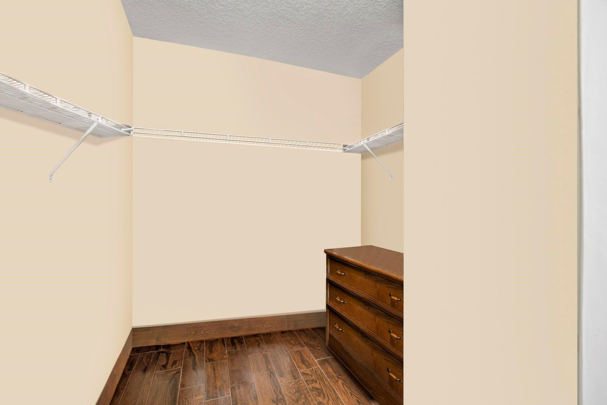 509 E Sheridan Street 108