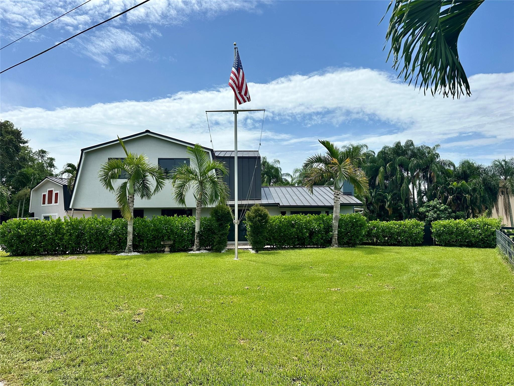 1250 NW 118 Avenue