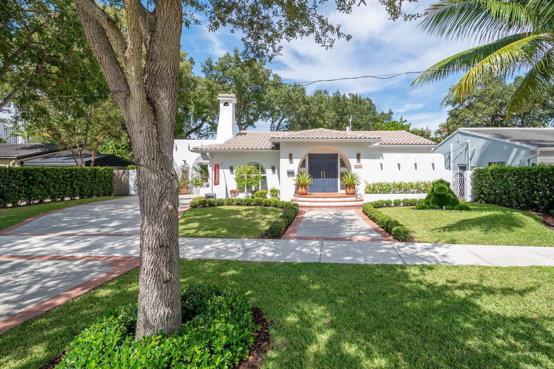 1001 SE 5th Court