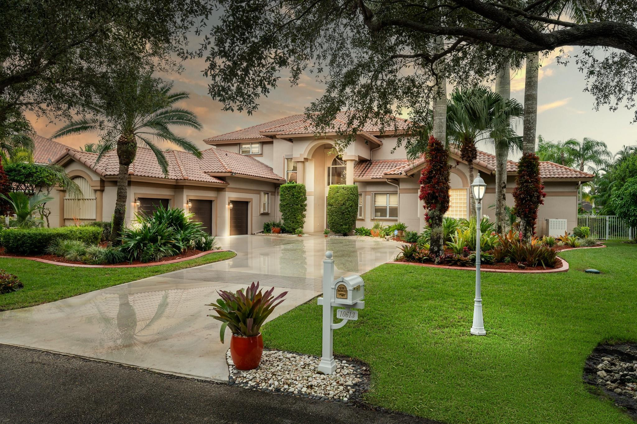 10613 Indian Trail