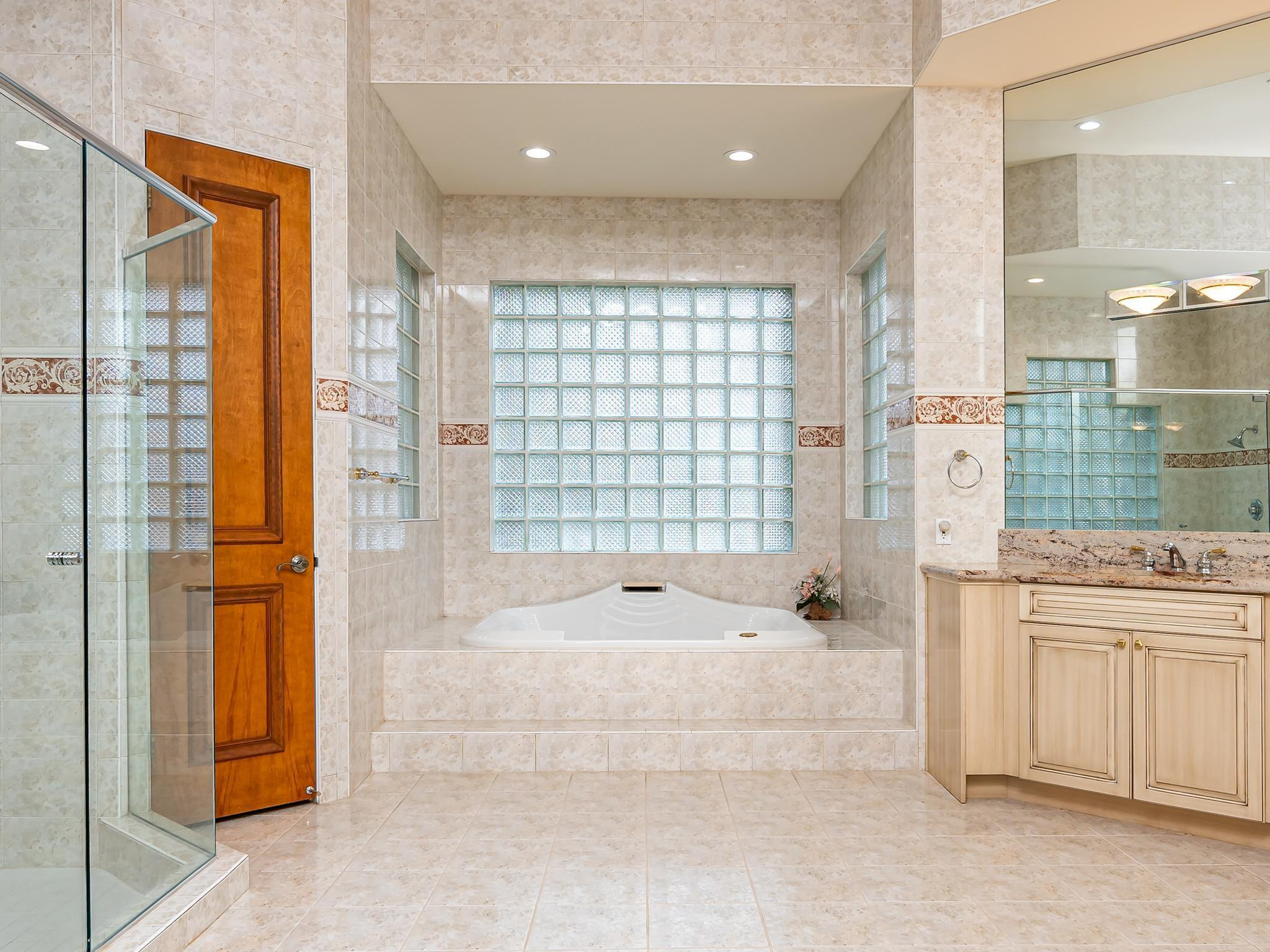 10613 Indian Trail